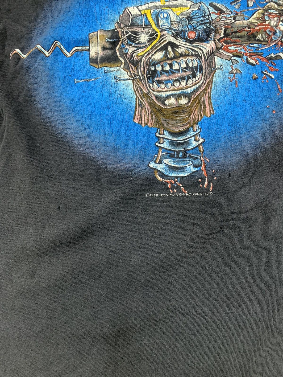 Band Tees VTG IRON MAIDEN TOUR SHIRT Size US M / EU 48-50 / 2 - 4 Thumbnail