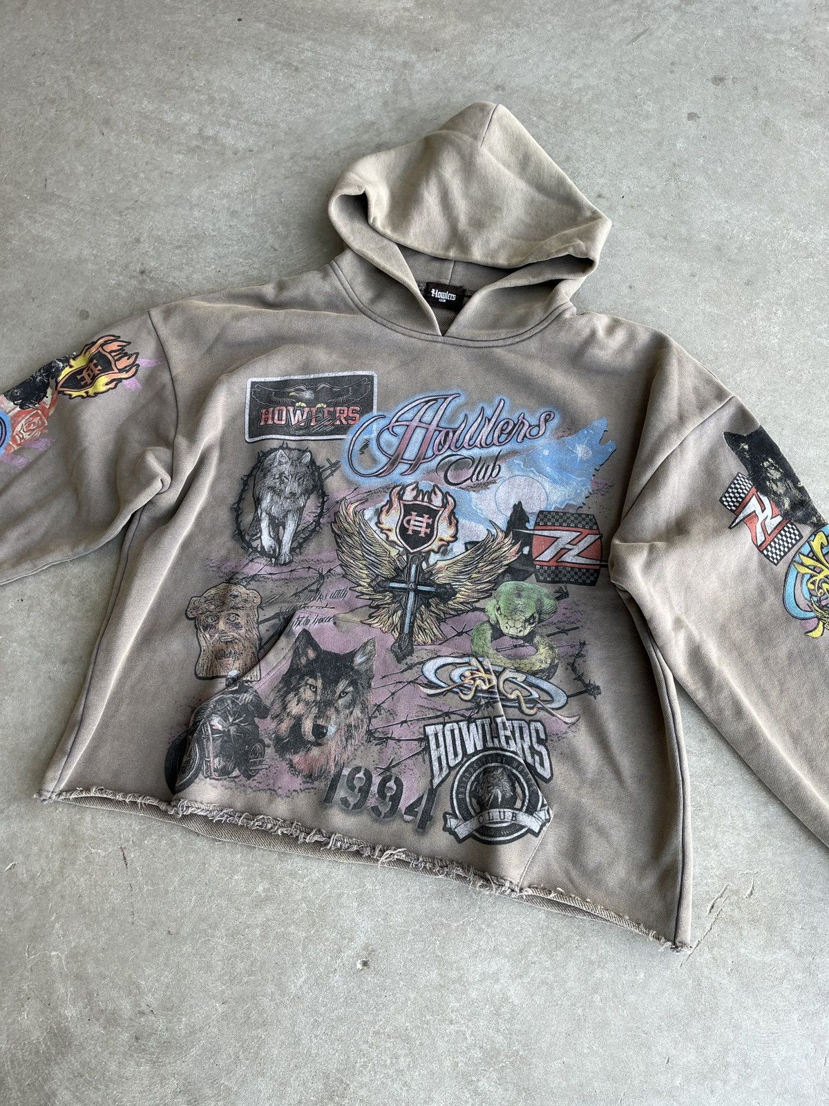Other Howlers Club Faded Graphic Hoodie (unisex) Size US L / EU 52-54 / 3 - 11 Thumbnail