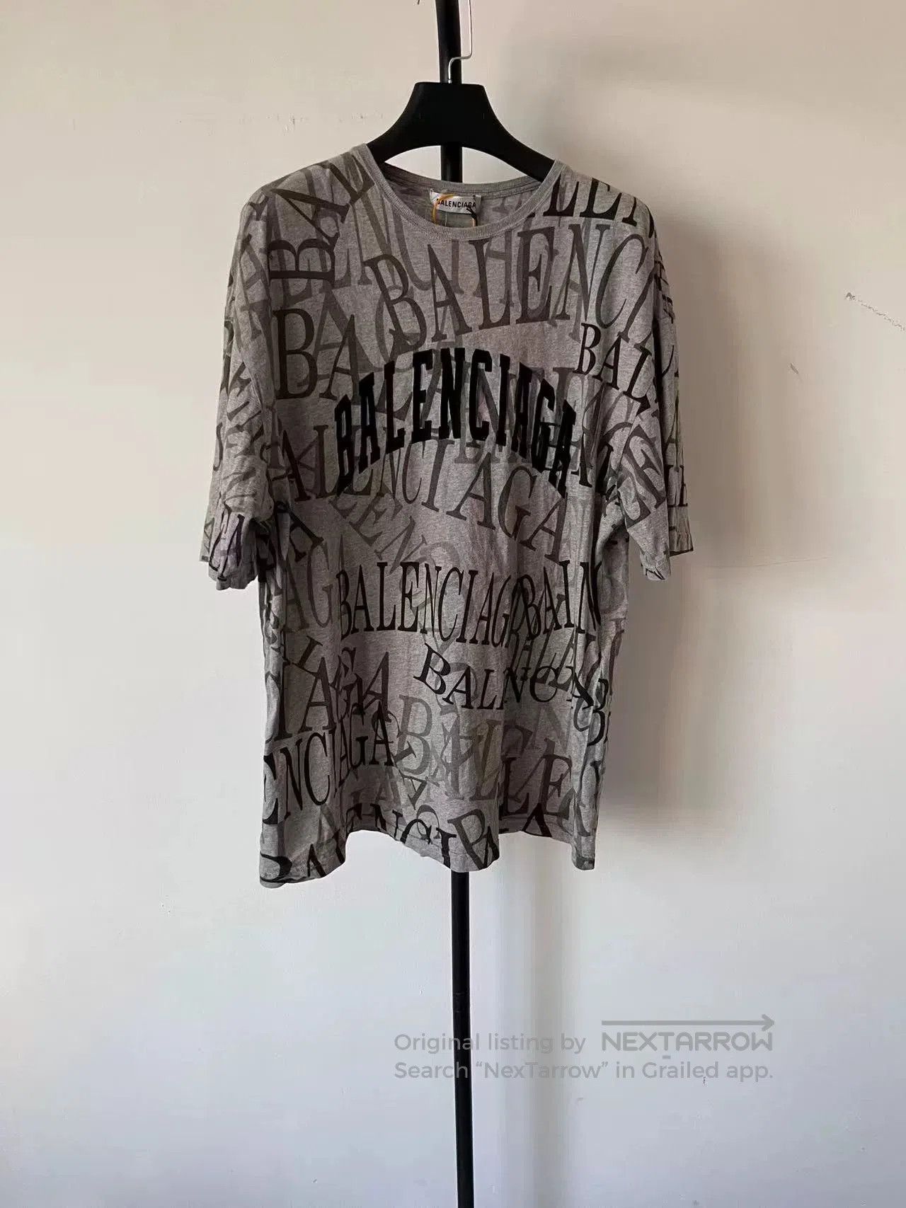 Balenciaga gray logo print short sleeve shirt. Size US XS / EU 42 / 0 - 1 Thumbnail