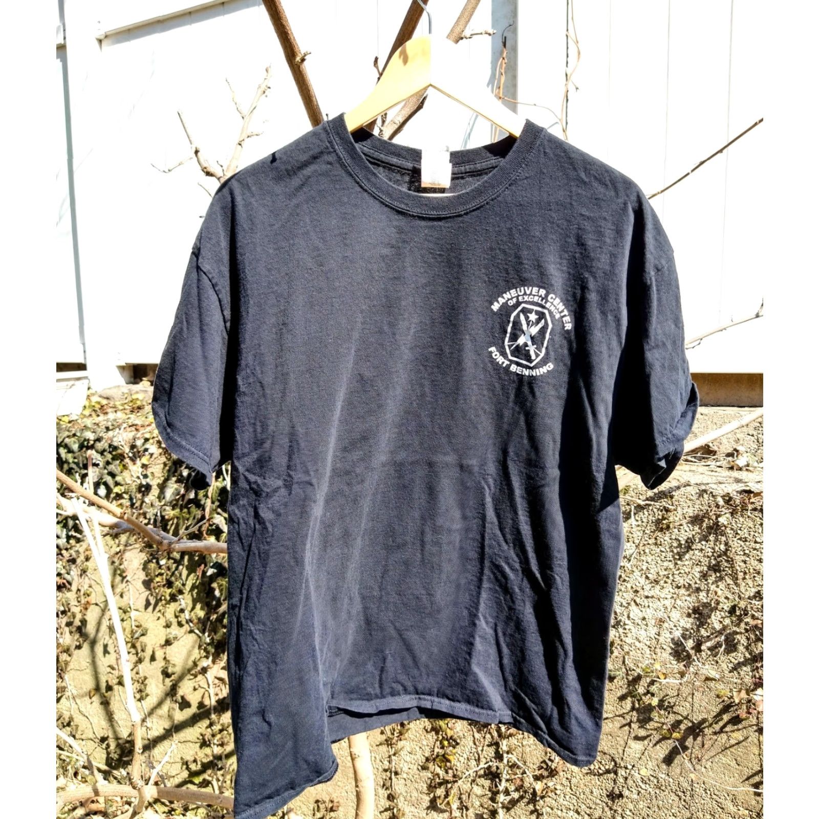 Gildan VINTAGE Official Military Army Base T-shirt 3rd Platoon XL Black Skull Gildan Cotton Short Sleeve Men Tee Size US XL / EU 56 / 4 - 2 Thumbnail