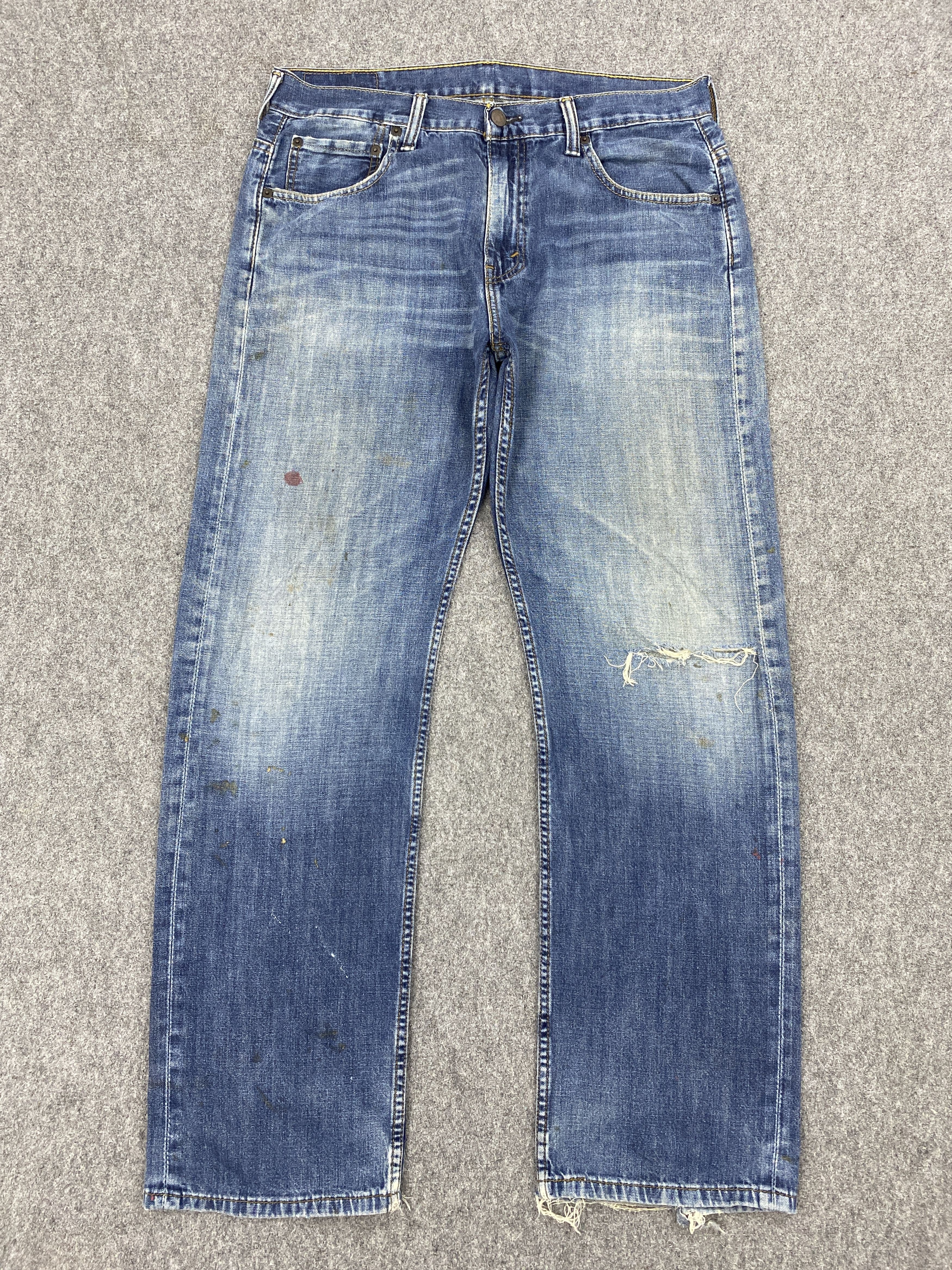 image of Faded Blue Denim Vintage Levis 569 Jeans, Men's (Size 34)