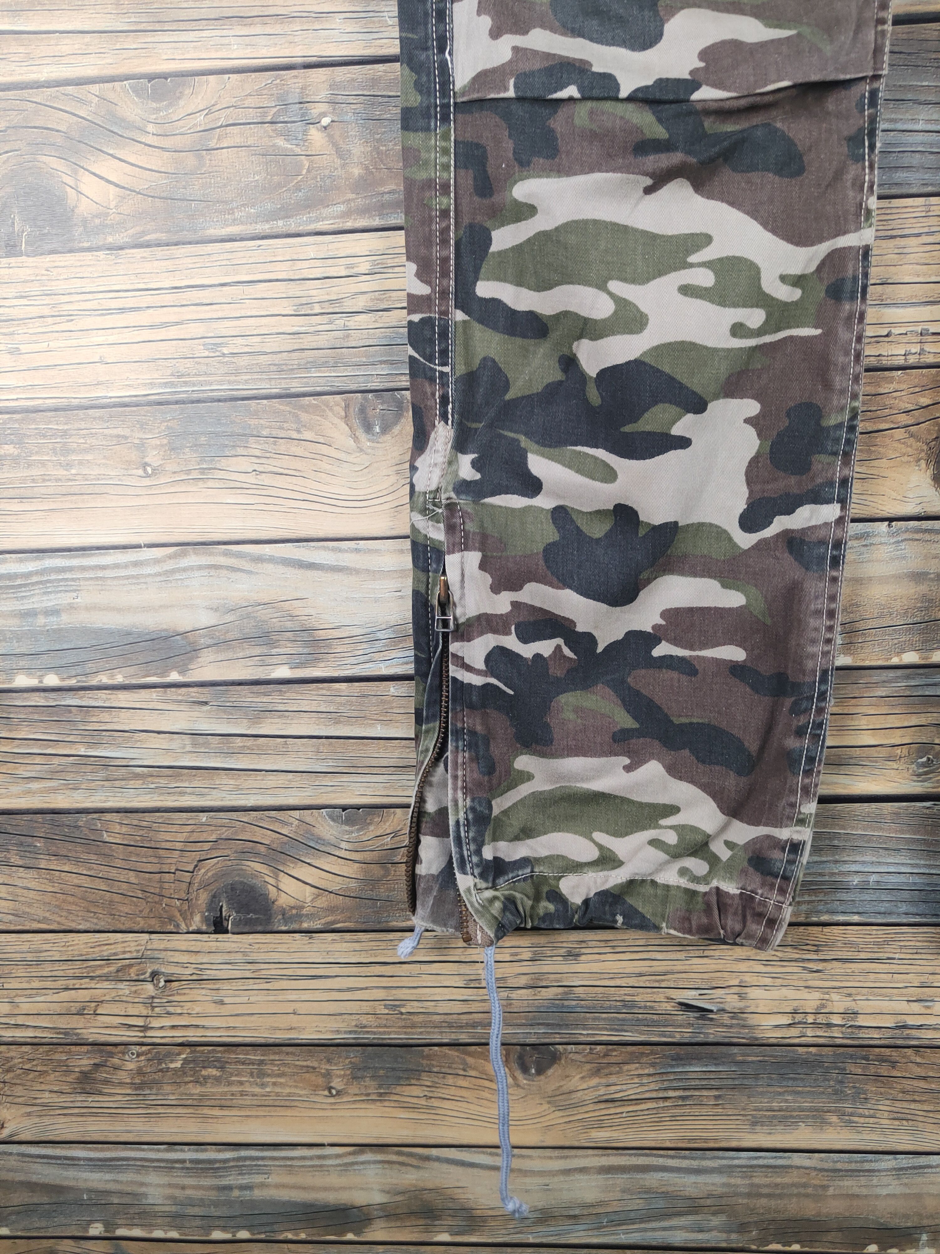 Japanese Brand DL Over Whelm Camouflage Multipocket Cargo Pants #46-002 Size US 32 / EU 48 - 4 Thumbnail