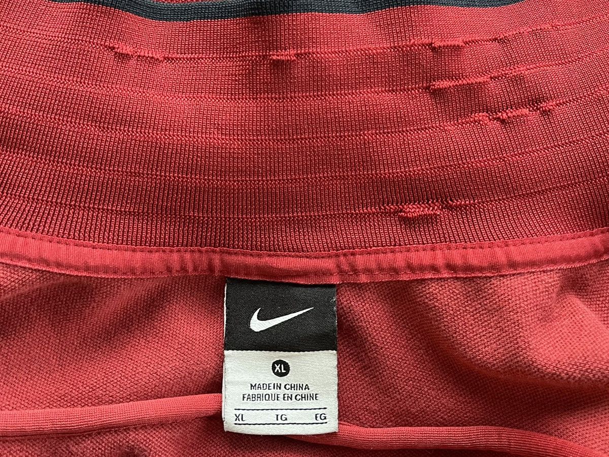 Nike × Vintage Barcelona Spain Nike 2010 Football Soccer Jacket Size XL Size US XL / EU 56 / 4 - 4 Thumbnail