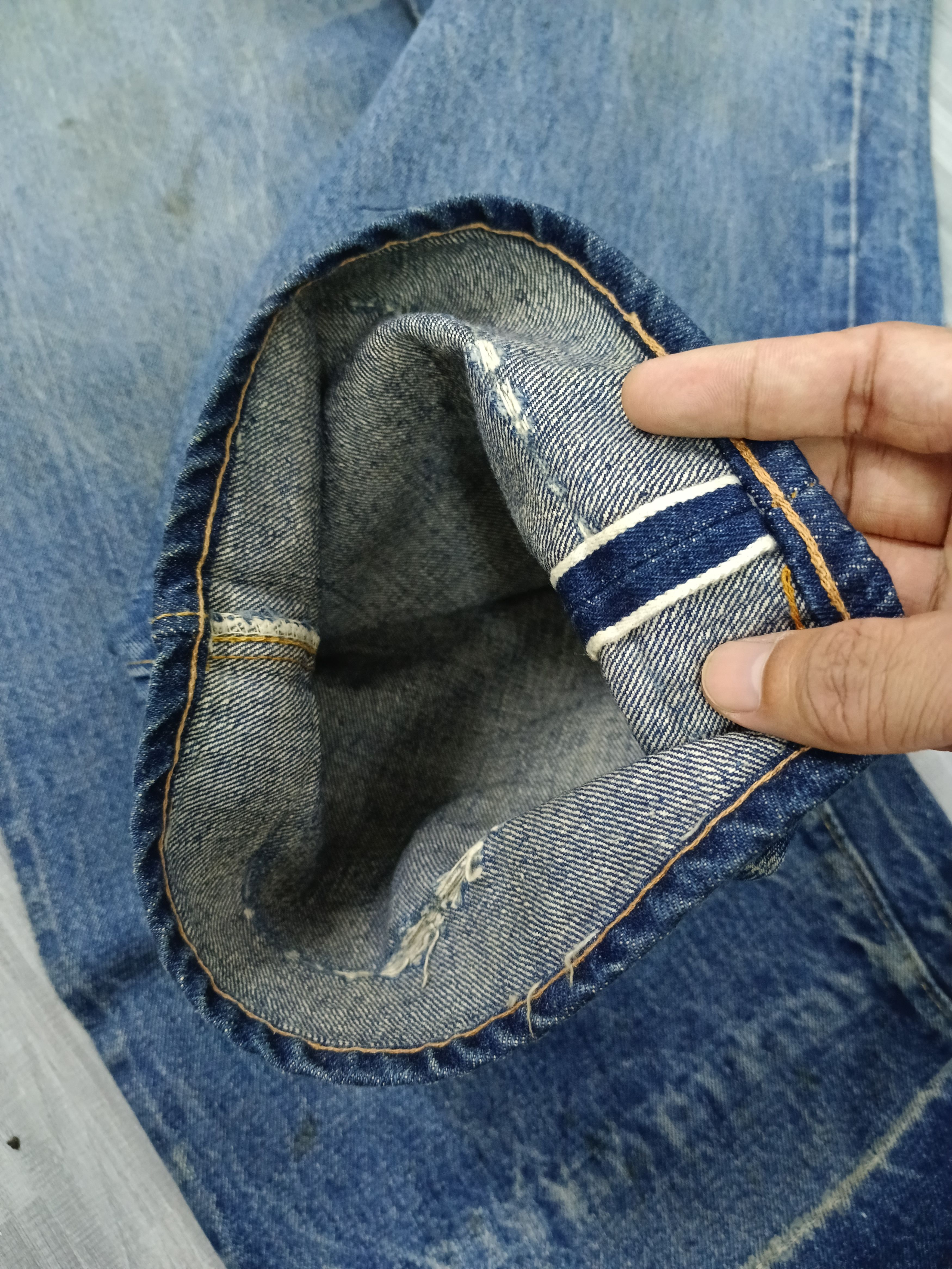 Levi's TRUE VINTAGE COLLECTOR ITEM RARE SIZE 70s 501 SELVEDGE Size US 44 / EU 60 - 9 Thumbnail
