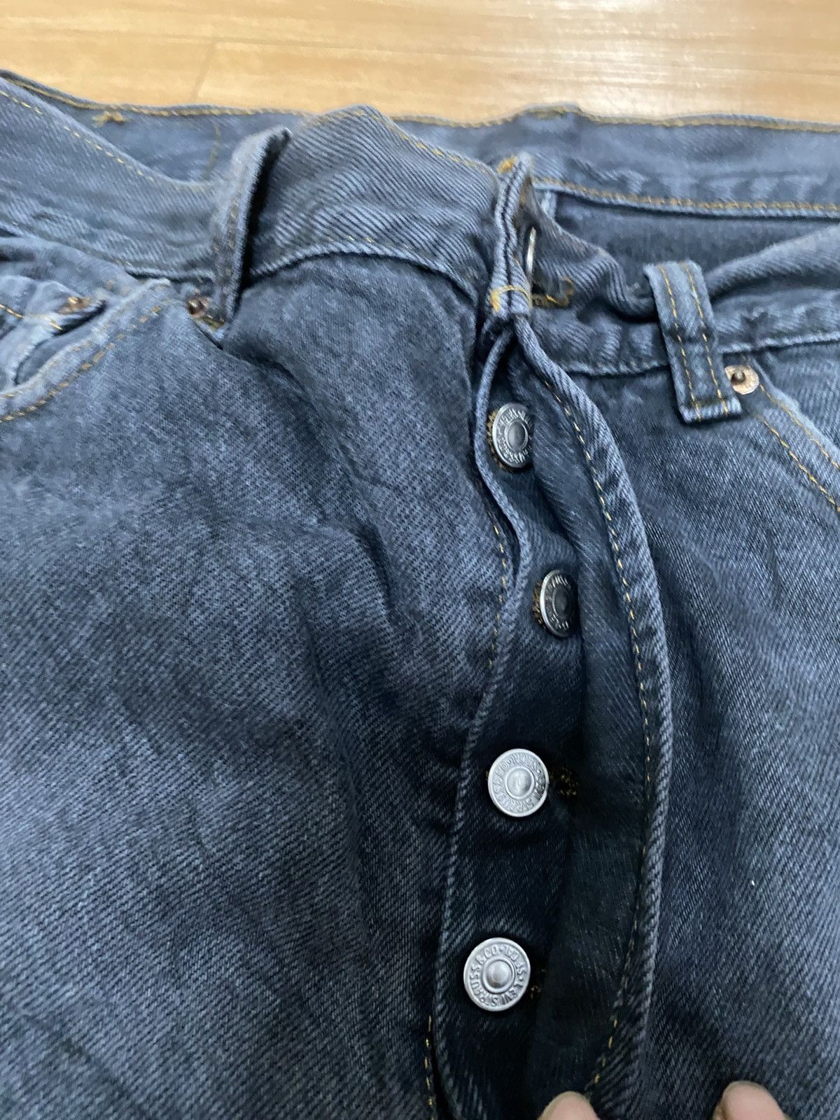 Levi's × Levi's Vintage Clothing × Vintage Vintage made in usa 90s levis black sun faded Size US 32 / EU 48 - 7 Thumbnail