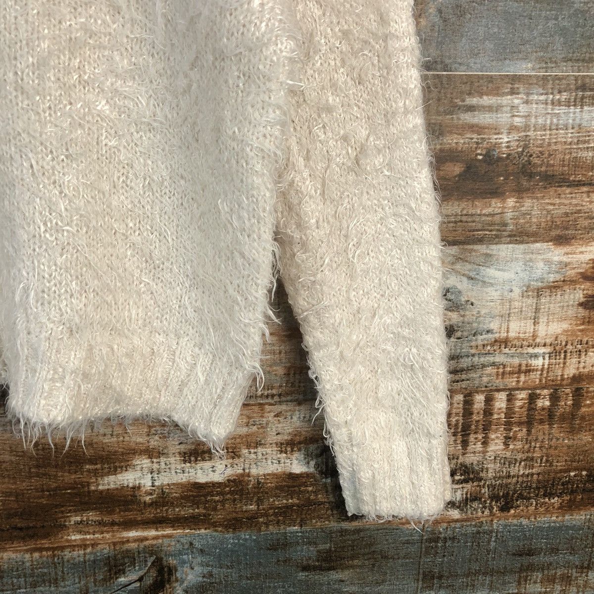 Vintage DL Archives Cream shaggy fur Mohair Knitwear #C027 Size S / US 4 / IT 40 - 8 Thumbnail
