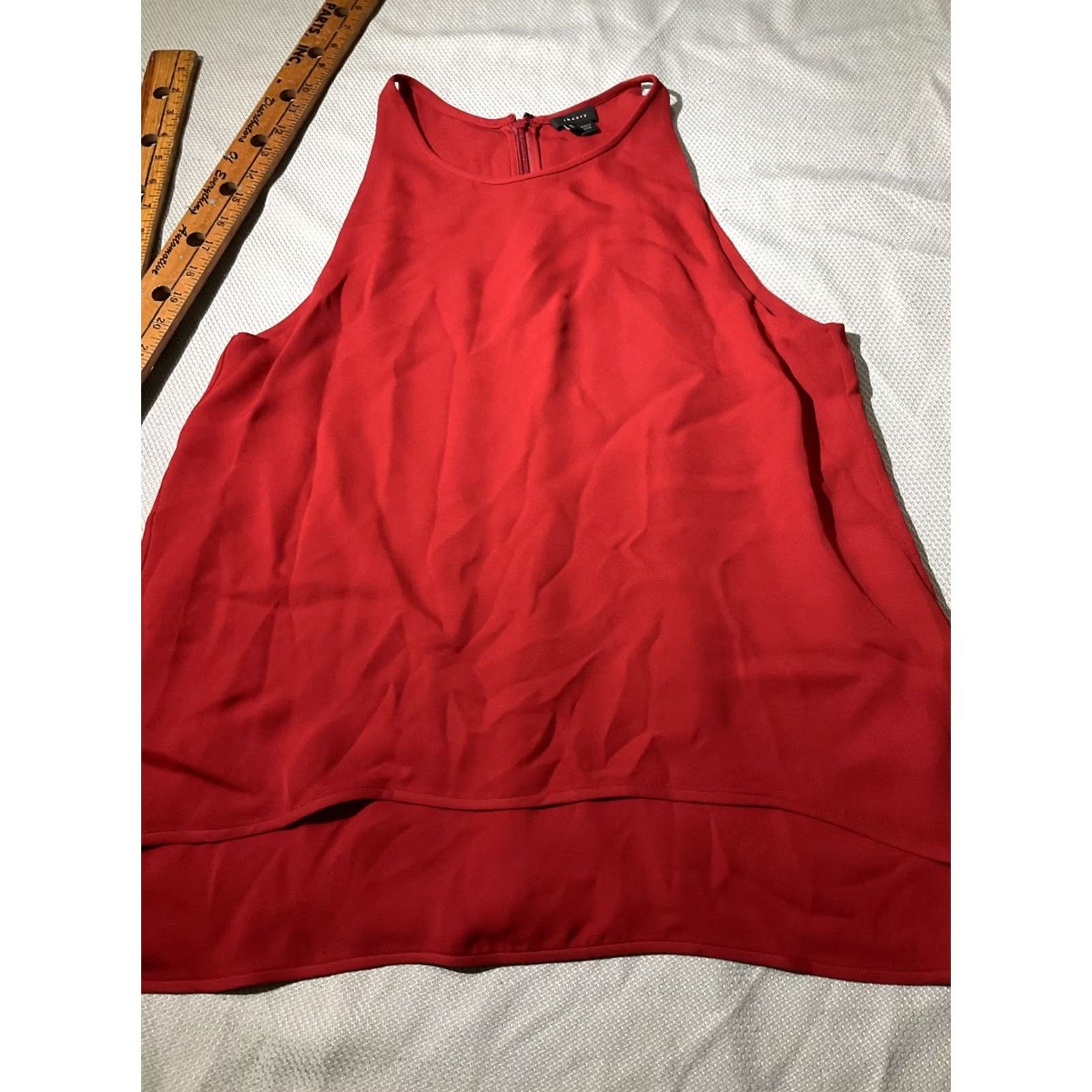 Theory Theory Shirt Womens Small Red 100% Silk Tank Top Layered Minimalist Luxury Tank Top Sleeveless Spaghetti Strap Red Size S / US 4 / IT 40 - 4 Thumbnail