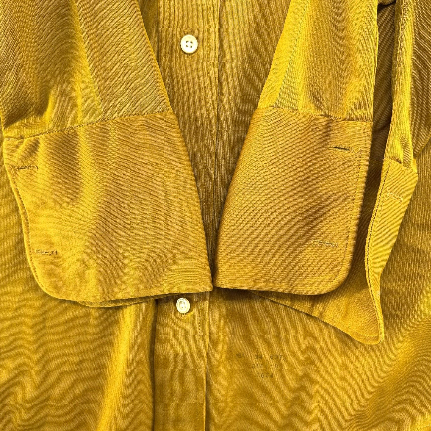 Vintage VINTAGE Towncraft Shirt Mens 15.5 34 Yellow Button Up Long Sleeve Tapered 70s Size US L / EU 52-54 / 3 - 3 Thumbnail