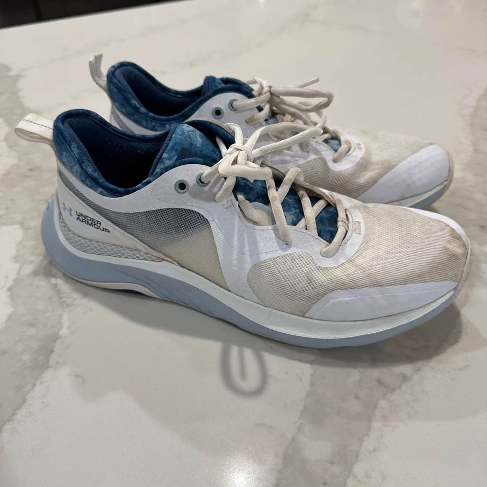 Under Armour Under Armour HOVR Omni’s BTG Running Shoes Women's 9 White Size US 9 / IT 39 - 4 Thumbnail