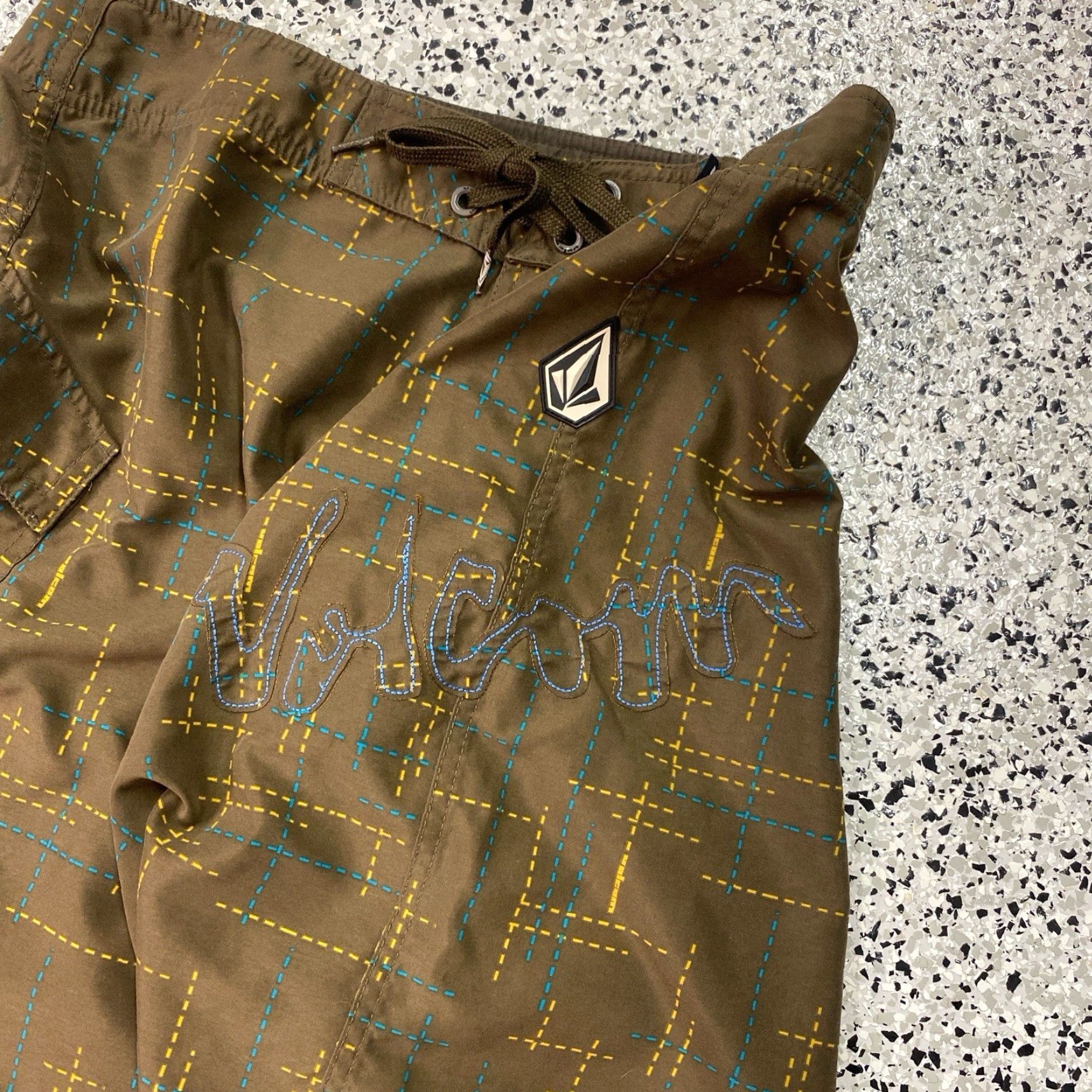 Volcom Volcom Board Shorts Mens 34 Brown Swim Trunks Surfing Drawstring Y2K Size US 34 / EU 50 - 3 Thumbnail