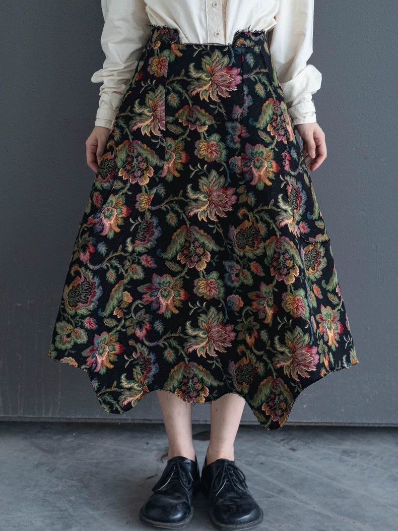 Comme des Garcons Comme Des Garcons size M Flower brocade embroidered skirt Size 23" - 5 Thumbnail