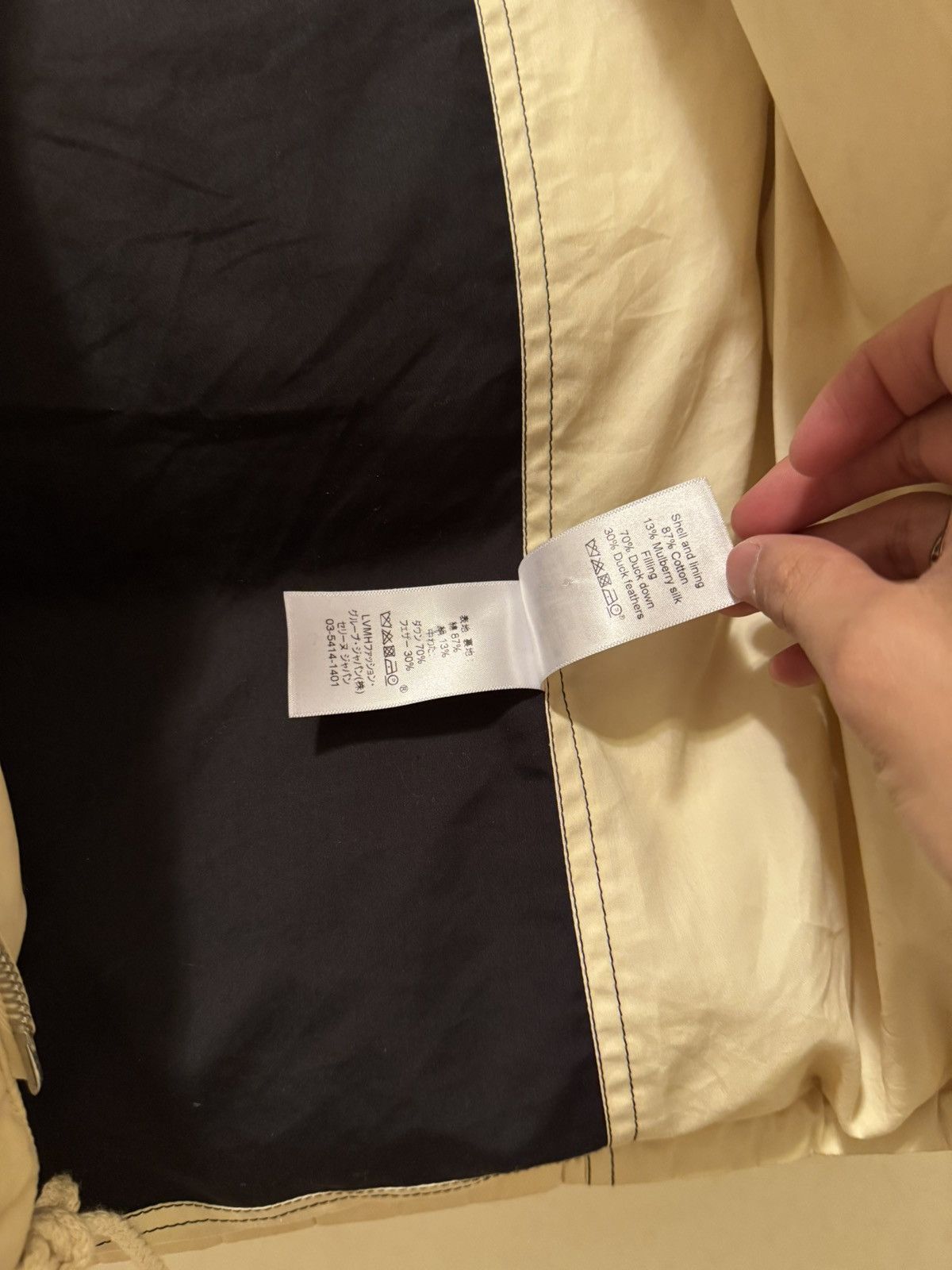 Celine Celine Pre-Fall 2018 Down Hooded Vest Size XS / US 0-2 / IT 36-38 - 9 Thumbnail
