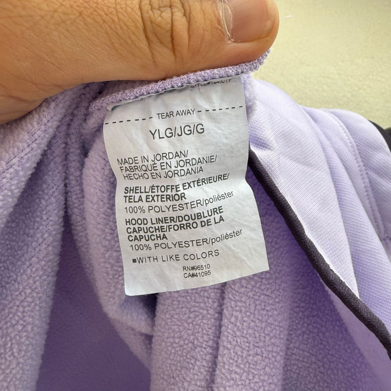 Under Armour UNDER ARMOUR Girls Large Fleece Poncho Lavender Size US 29 - 6 Thumbnail
