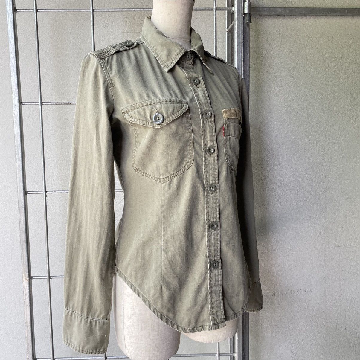 Levi's Levi's Vintage Military Style Button-Up Shirt Size S / US 4 / IT 40 - 3 Thumbnail