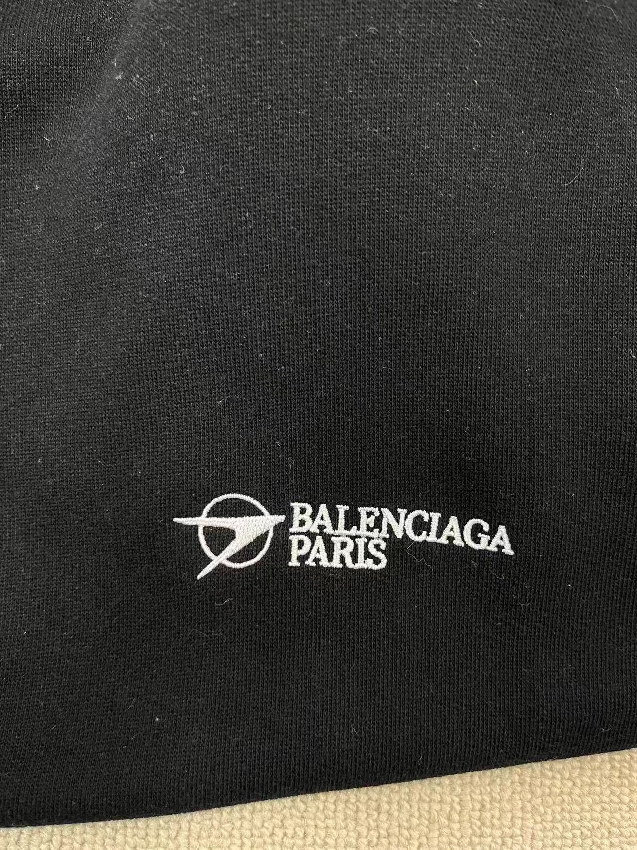 Balenciaga balenciaga oversized black hoodie for men Size US L / EU 52-54 / 3 - 3 Thumbnail