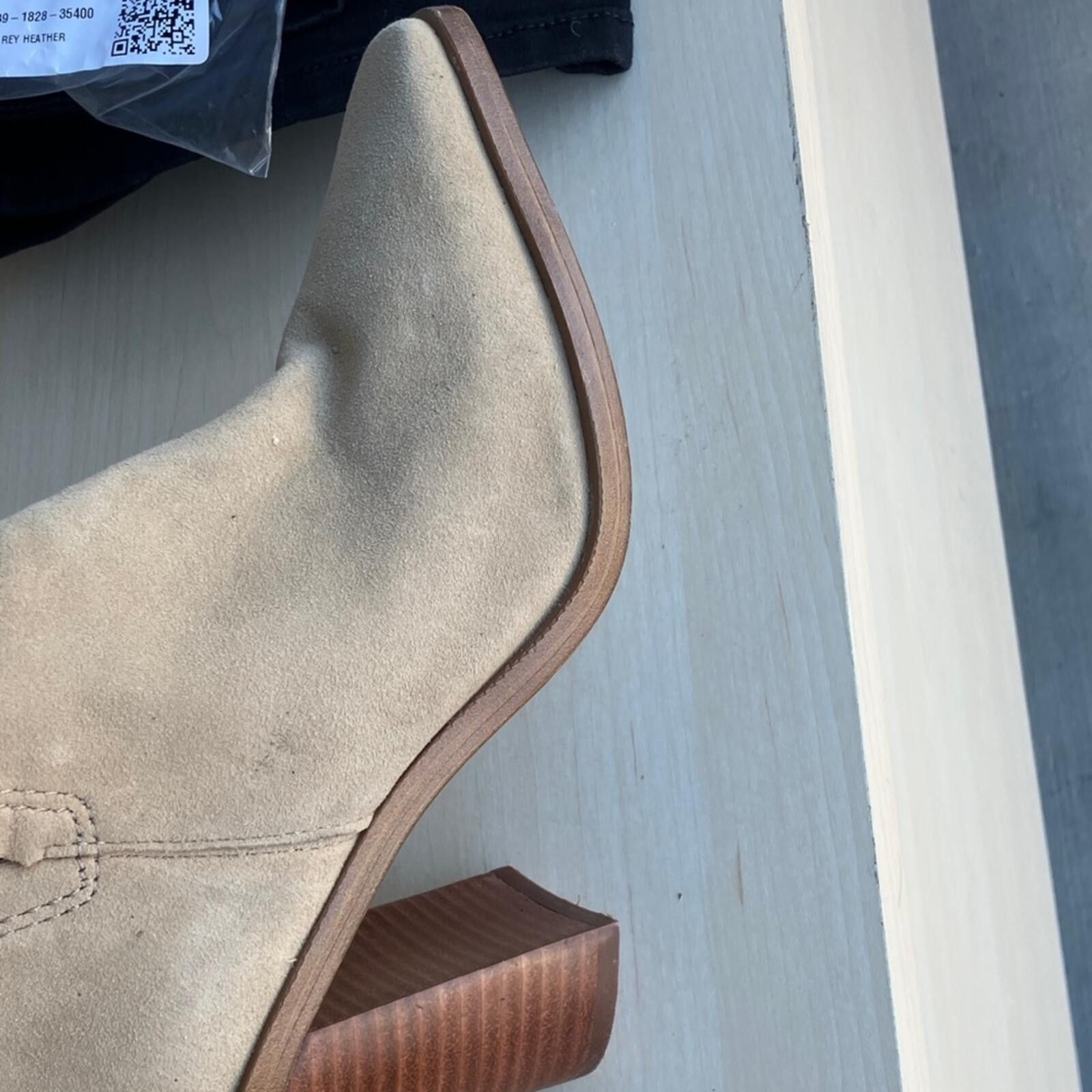 Other Elegant Beige Ankle Booties Size US 5.5 / IT 35.5 - 8 Thumbnail