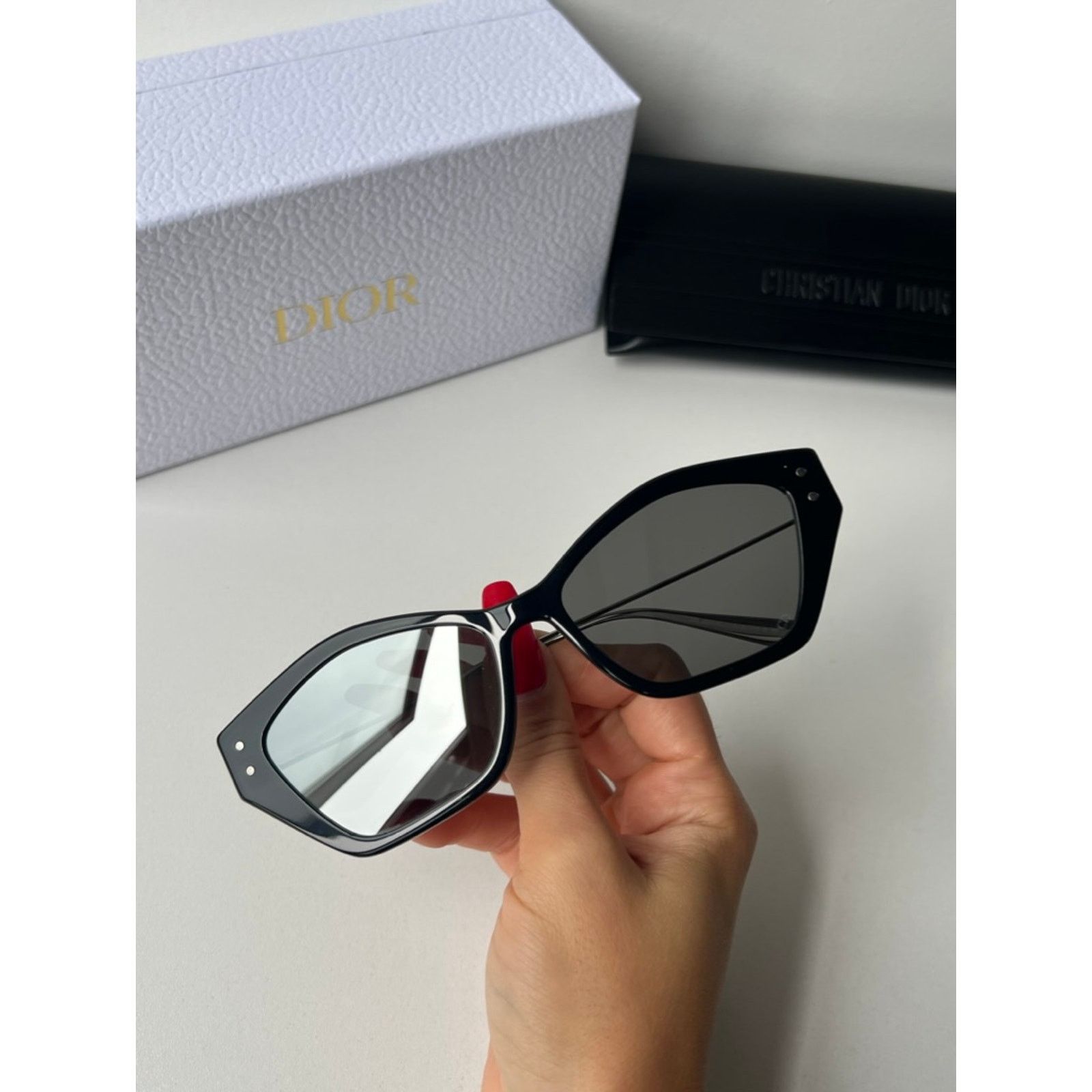 Dior NEW Dior MissDior S1U Sunglasses in Black Silver Mirror Size ONE SIZE - 4 Thumbnail