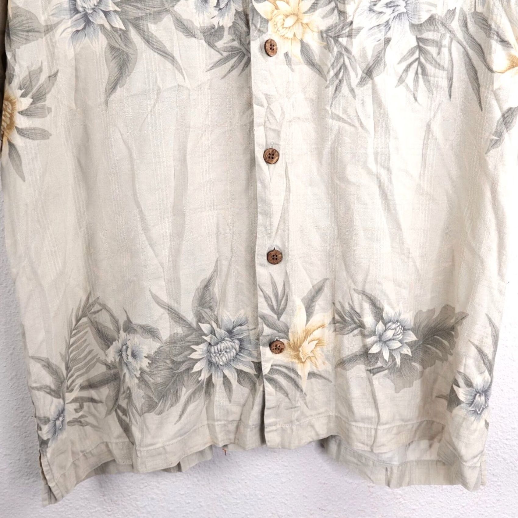 Tommy Bahama Tommy Bahama Mens Silk Beige Shirt Floral Hawaiian Button-Up Short Sleeve Size US L / EU 52-54 / 3 - 3 Thumbnail