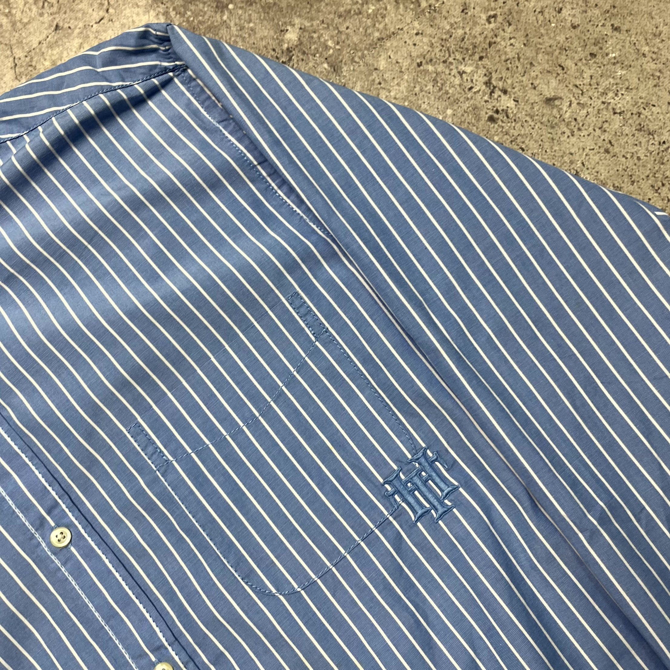 Tommy Hilfiger Tommy Hilfiger Blue Shirt Striped Button Down Cotton Size L Size US L / EU 52-54 / 3 - 5 Thumbnail