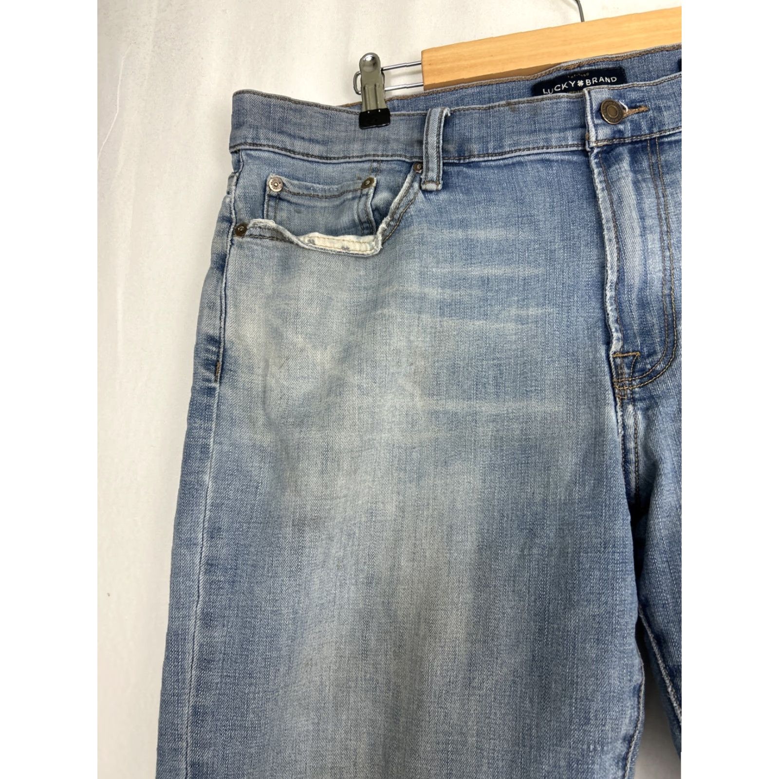 Lucky Brand Lucky Brand 363 Straight Jeans Mens 38x30 Light Wash Blue Stains Regular Inseam 30 Size US 38 / EU 54 - 6 Thumbnail