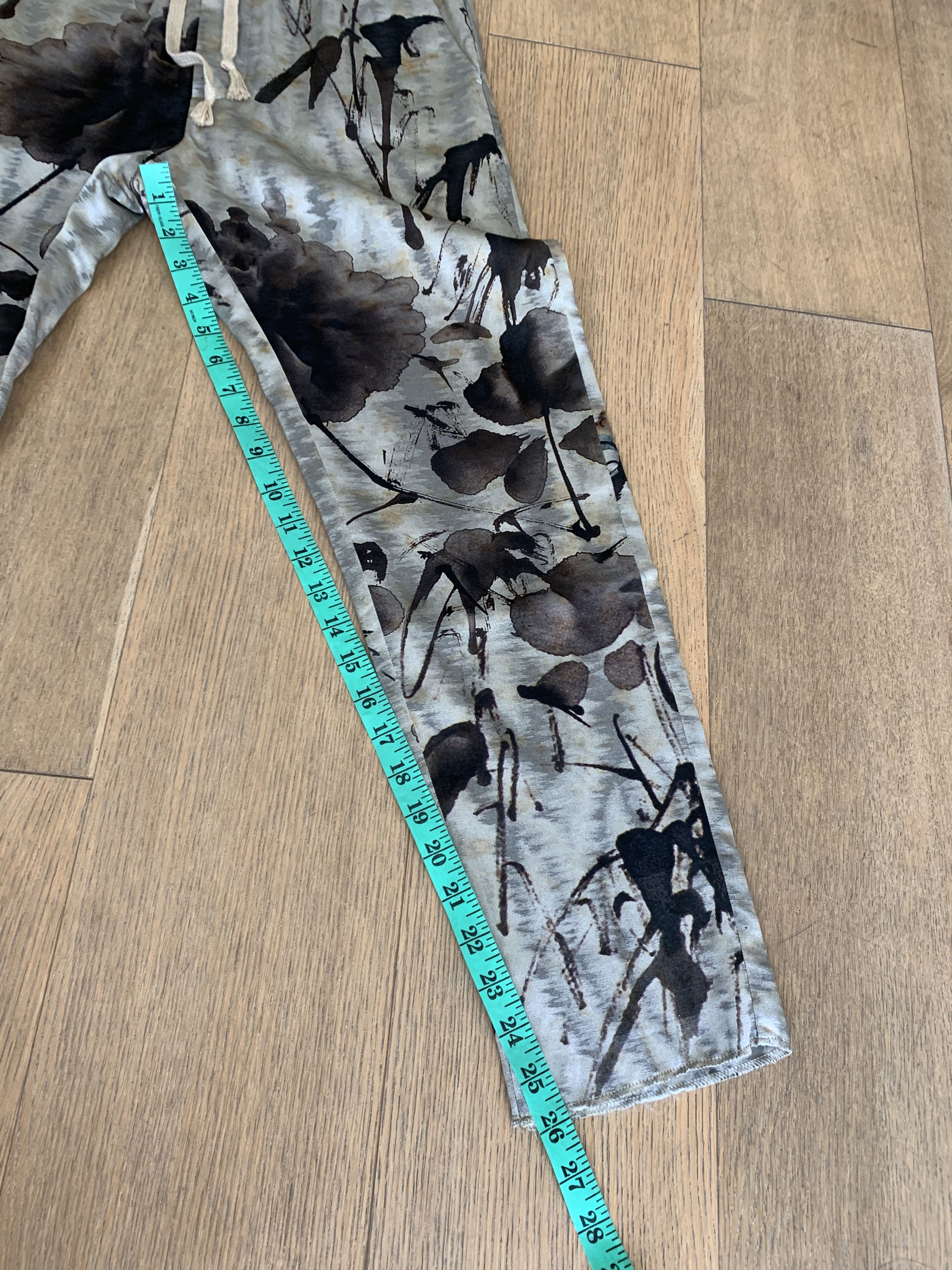 Vivienne Westwood Brand New 2019 Brand New Silk Chinese Pants - Insane Print Size 30" / US 8 / IT 44 - 11 Thumbnail