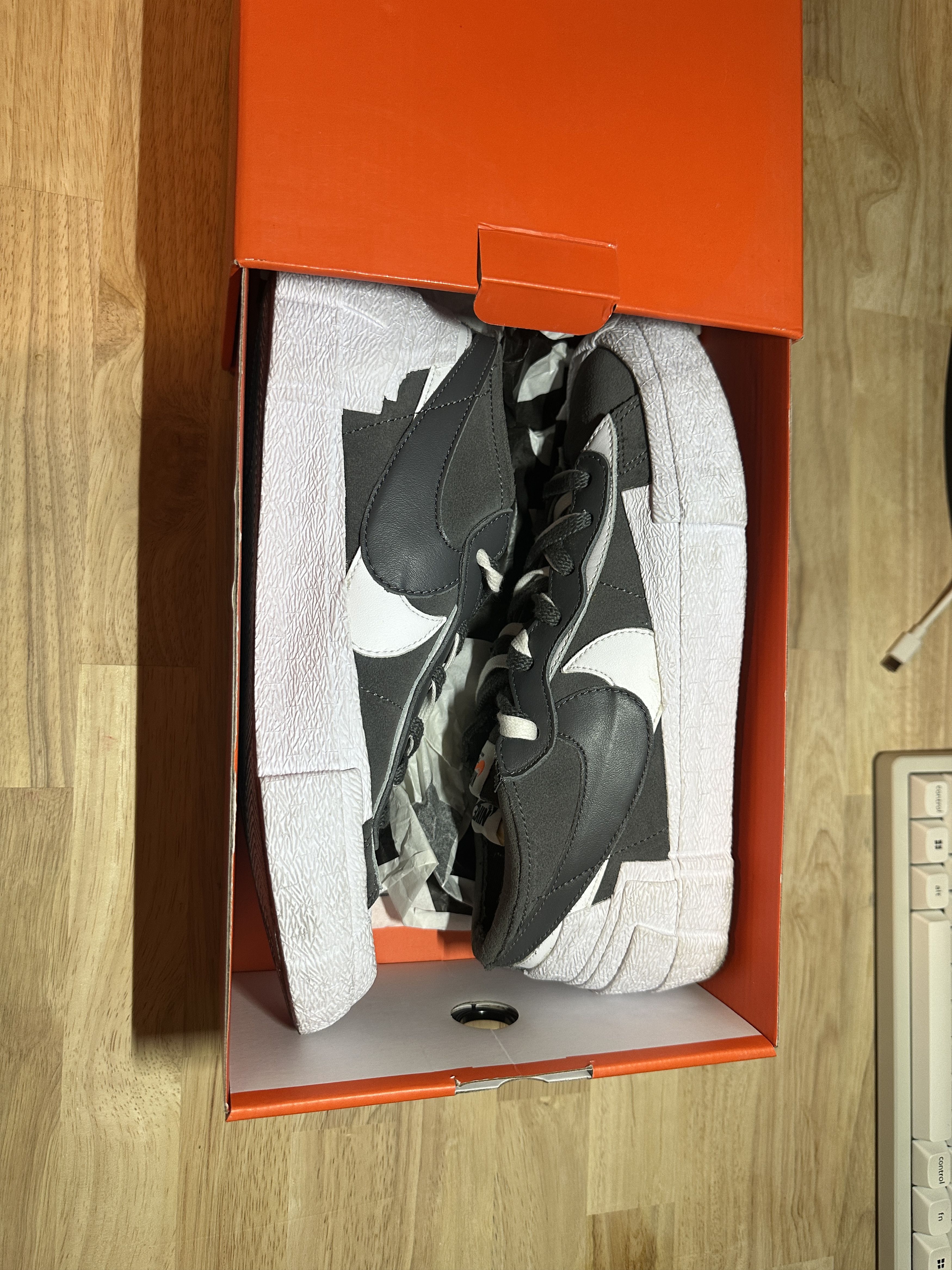 Nike × Sacai Nike Blazer Low/SACAI Size US 8.5 / EU 41-42 - 1 Thumbnail