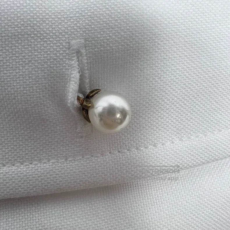 Louis Vuitton Louis Vuitton Colorful Diamond Pearl Button White Shirt Size US XL / EU 56 / 4 - 6 Thumbnail