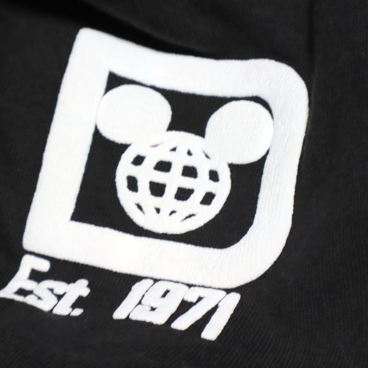 Disney Spirit Jersey x Disney World Solid Long Sleeve T-Shirt Black Women's M Shirt Women M Spirit Jersey x Disney World Solid Long Sleeve T-Shirt Black Size M / US 6-8 / IT 42-44 - 6 Thumbnail
