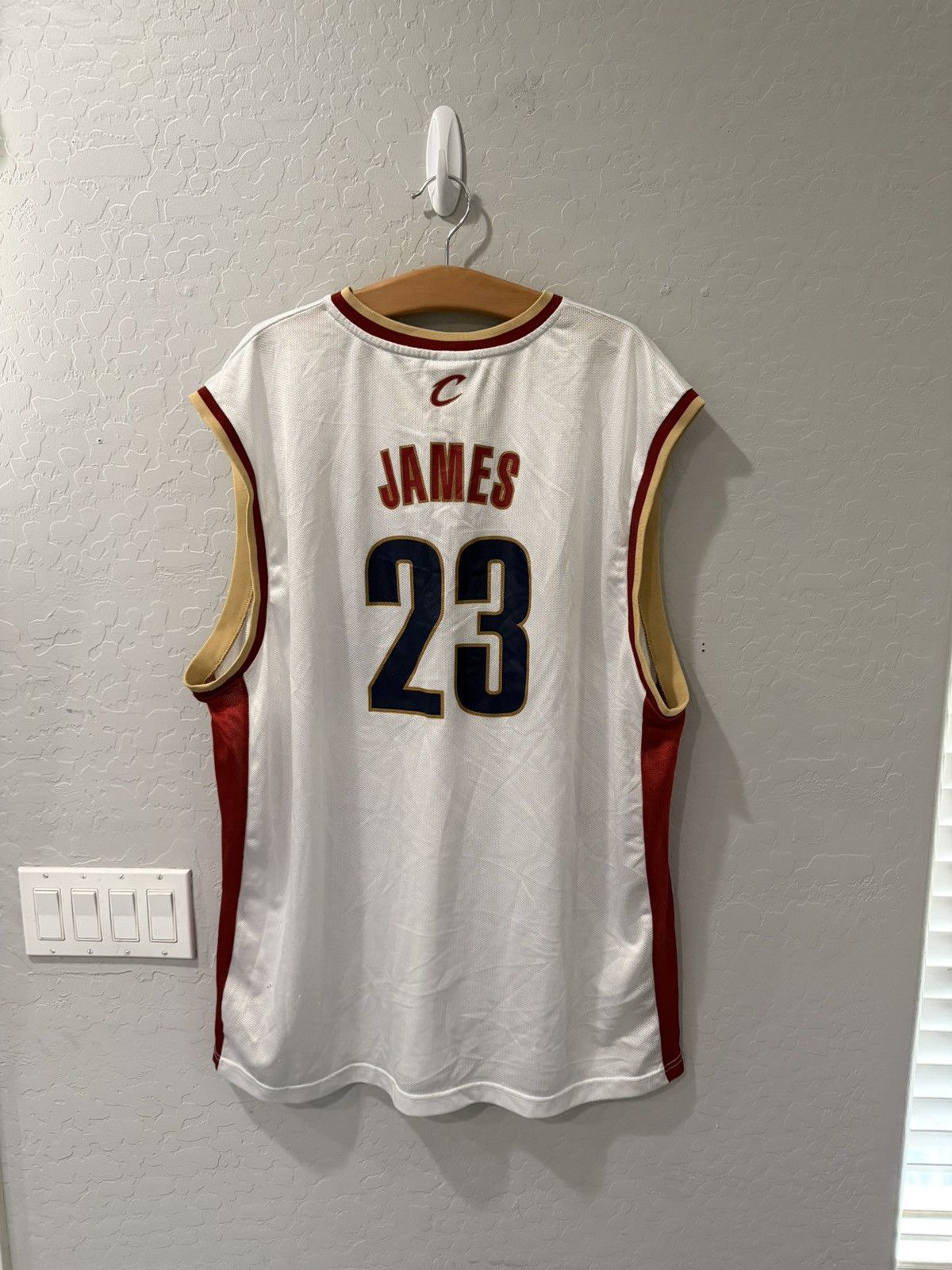 Reebok Vintage Reebok Cavs LeBron James Rookie Jersey 2XL Bin 1 Size US XXL / EU 58 / 5 - 5 Thumbnail