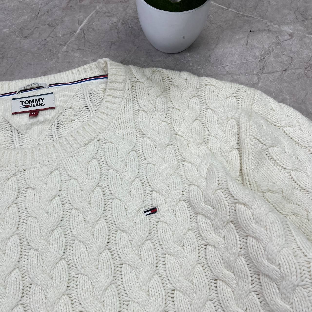Tommy Hilfiger Mens Regular Fit Tommy Jeans Sweater Knitwear Jumper Size XL Size US XL / EU 56 / 4 - 14 Thumbnail