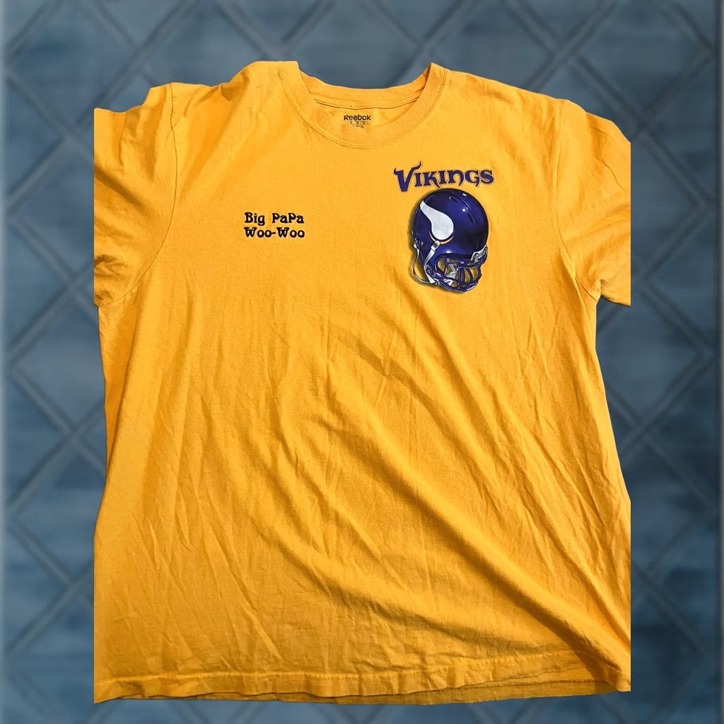 Reebok VINTAGE Reebok Minnesota Vikings BIG PAPA 2010 Team Schedule T-Shirt XXL Yellow Men Short Sleeve Crew Neck Football NFL Size US XXL / EU 58 / 5 - 1 Thumbnail