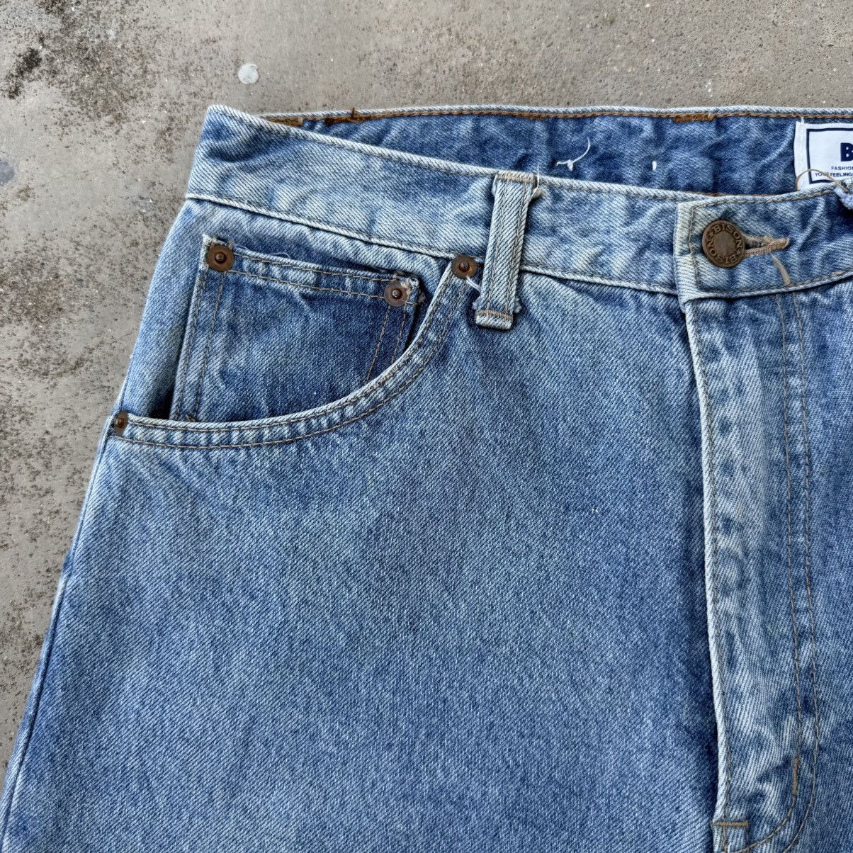 Japanese Brand Vintage Bison Faded Denim Jean Pants W28 Size US 28 / EU 44 - 6 Thumbnail
