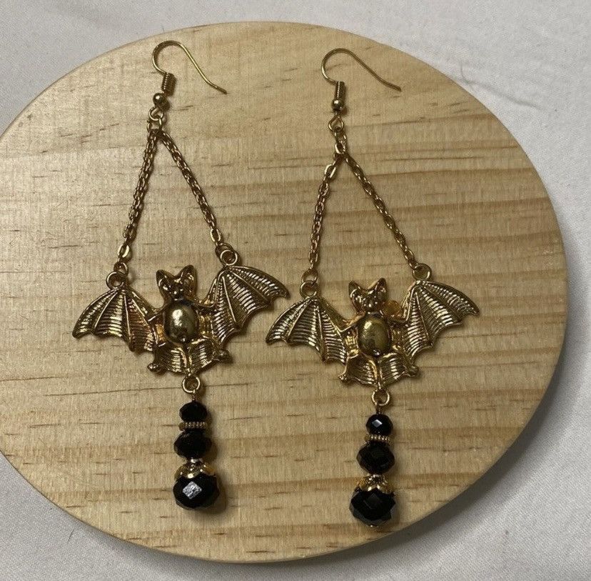 Other Bat Dangle Earrings Halloween Vampire Gold-tone 2in Size ONE SIZE - 1 Thumbnail