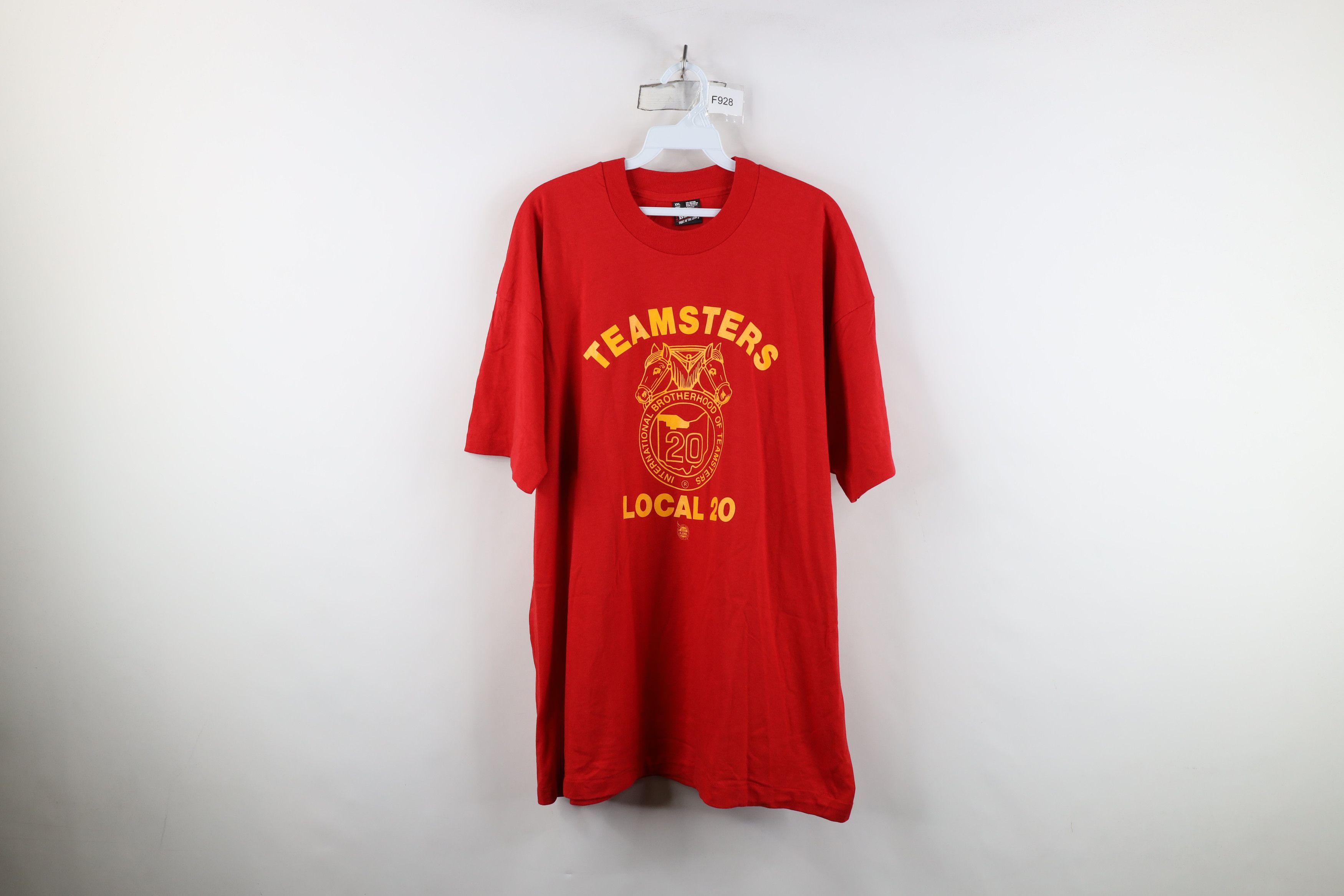 Vintage Vintage 90s Union Local 20 Short Sleeve T-Shirt Red USA Size US XXL / EU 58 / 5 - 1 Thumbnail