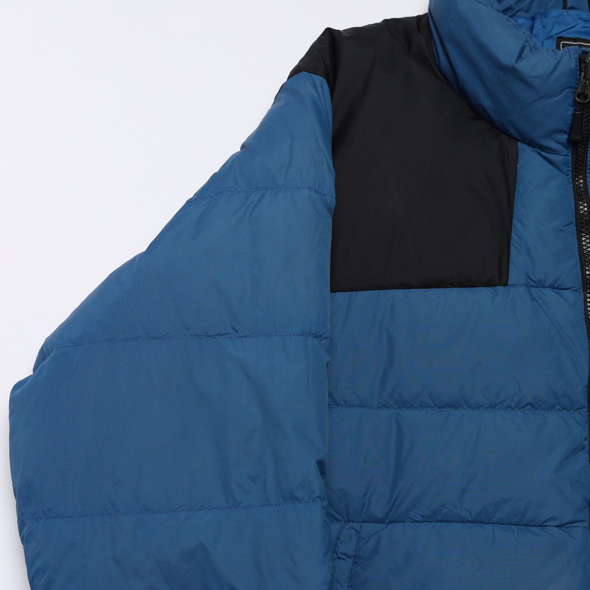The North Face The North Face 700 Puffer Jacket Down Blue Black 1996 Nuptse Size US XL / EU 56 / 4 - 6 Thumbnail