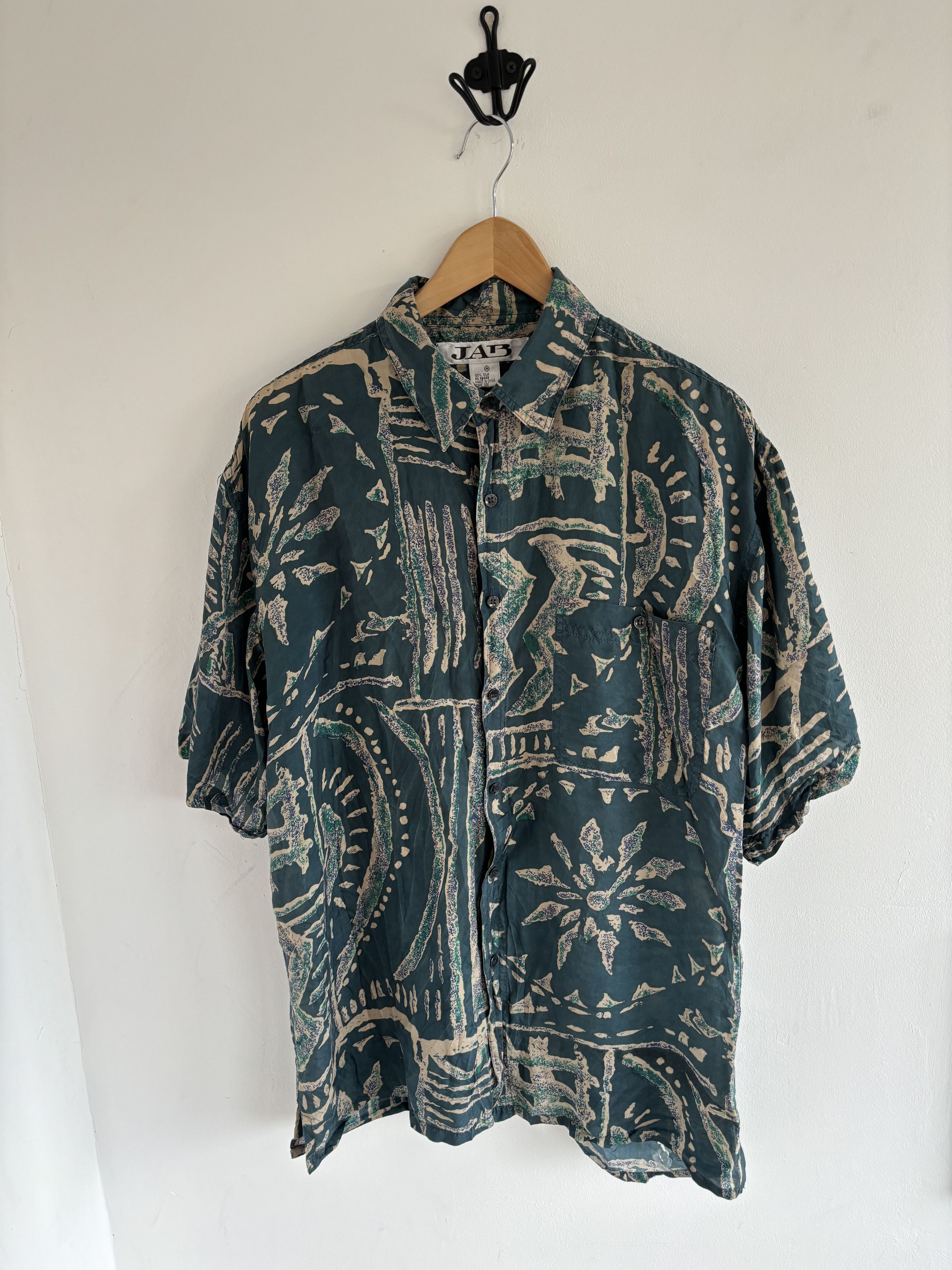 Japanese Brand × SikSilk × Vintage Vintage Silk Abstract Shirt Size US M / EU 48-50 / 2 - 1 Thumbnail