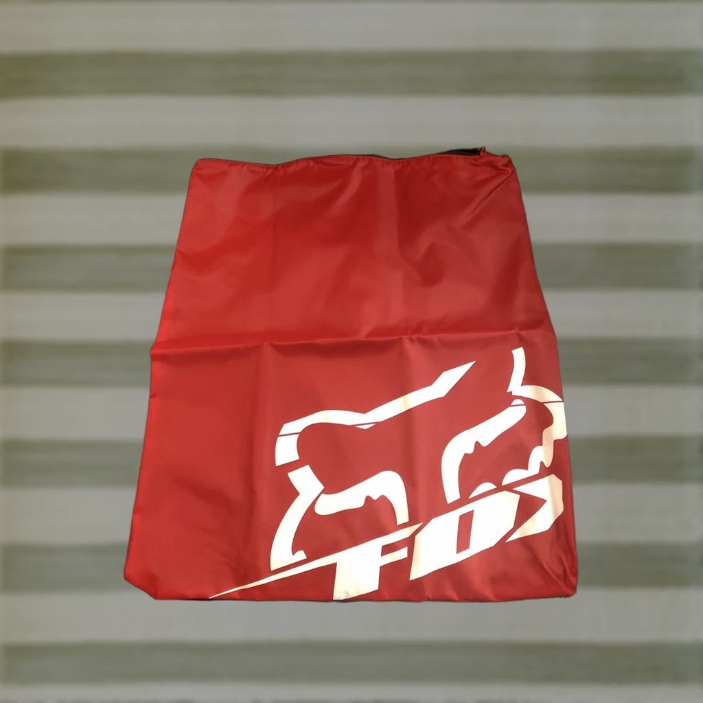 Vintage Fox Backpack Pouch Bag Mens Red Nylon Vinyl Zip Closure Casual Shoe Zipper Bag Fox Clothing Size ONE SIZE - 1 Thumbnail