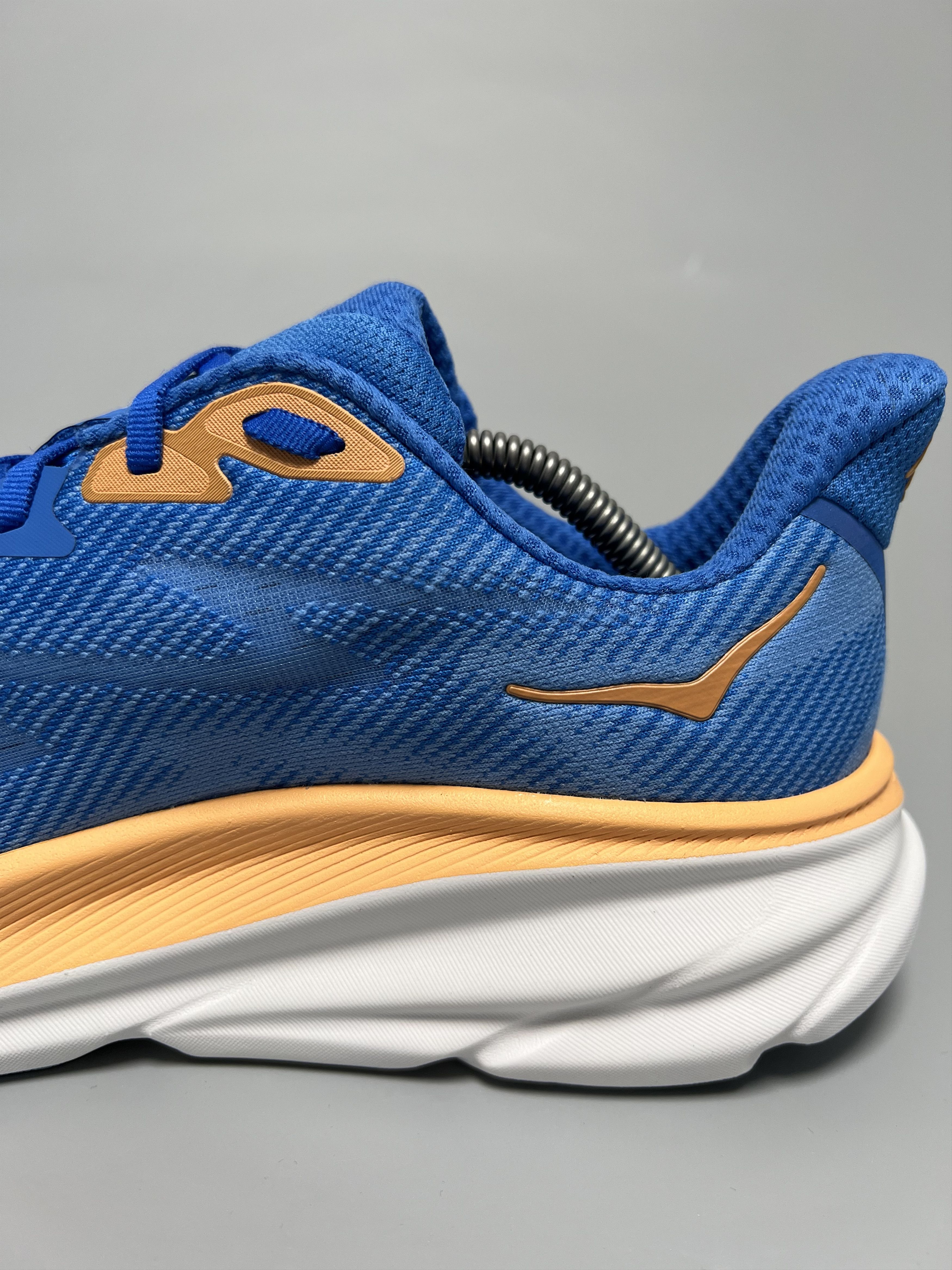 Hoka 9D Hoka One One Clifton 9 Running Shoes Walking Gym Size US 9 / EU 42 - 12 Thumbnail