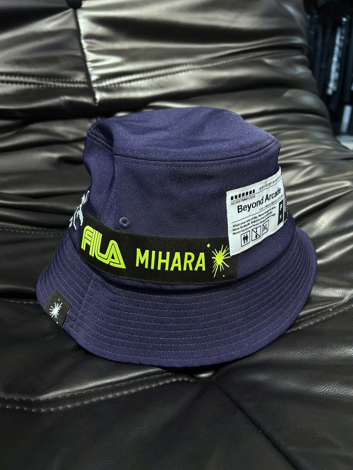 Fila × Maison MIHARA YASUHIRO Maison Mihara Yasuhiro x FILA Bucket Hat Size ONE SIZE - 1 Thumbnail