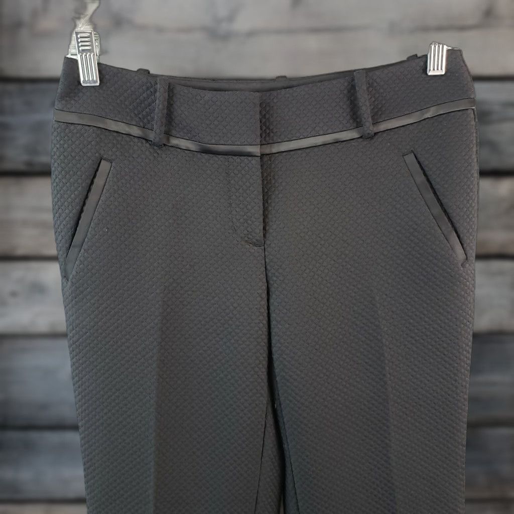 Ann Taylor VINTAGE: no. Ann Taylor LOFT Womens Julie Ankle Pants Sz 0 Black Quilted Mid Rise Dress Pants Women 0 Black Quilted Size 25" / US 0 / IT 36 - 1 Thumbnail