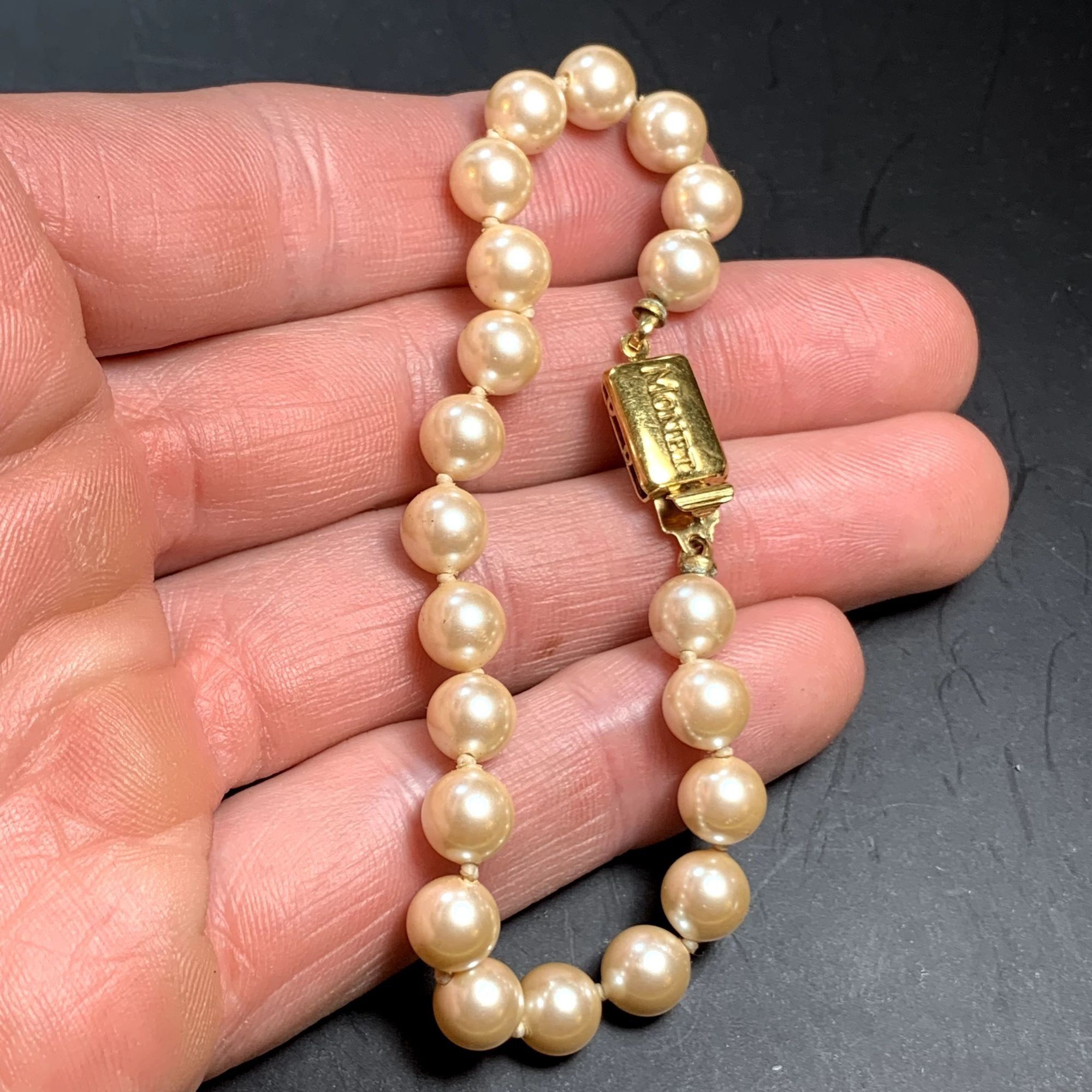Other VTG Monet Faux Pearl 6.75mm Width Box Catch Bracelet Size 8' Size ONE SIZE - 6 Thumbnail