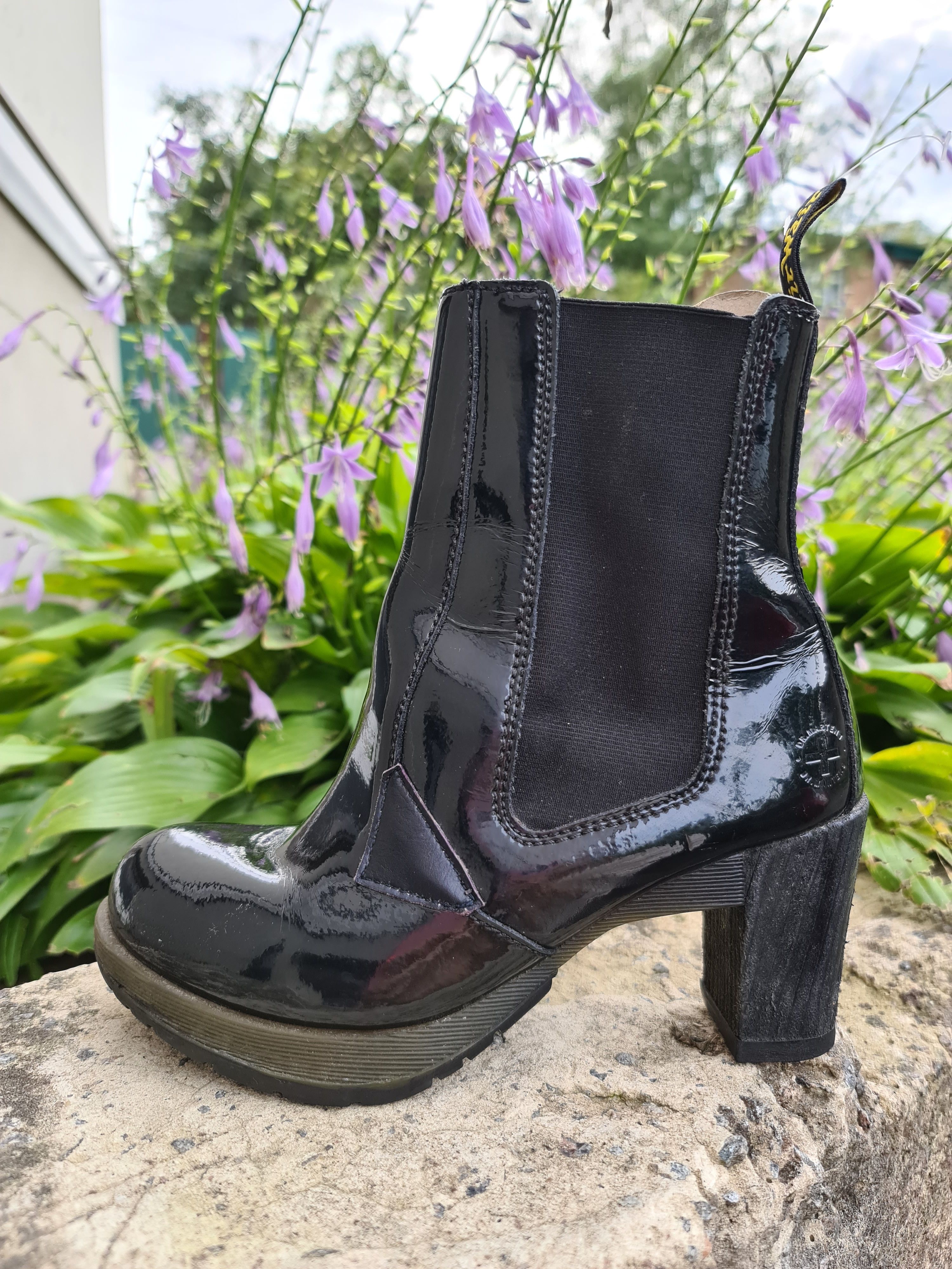 Dr. Martens Dr. Martens Darla Patent Leather Chelsea Heels Boots Size US 6 / IT 36 - 2 Thumbnail