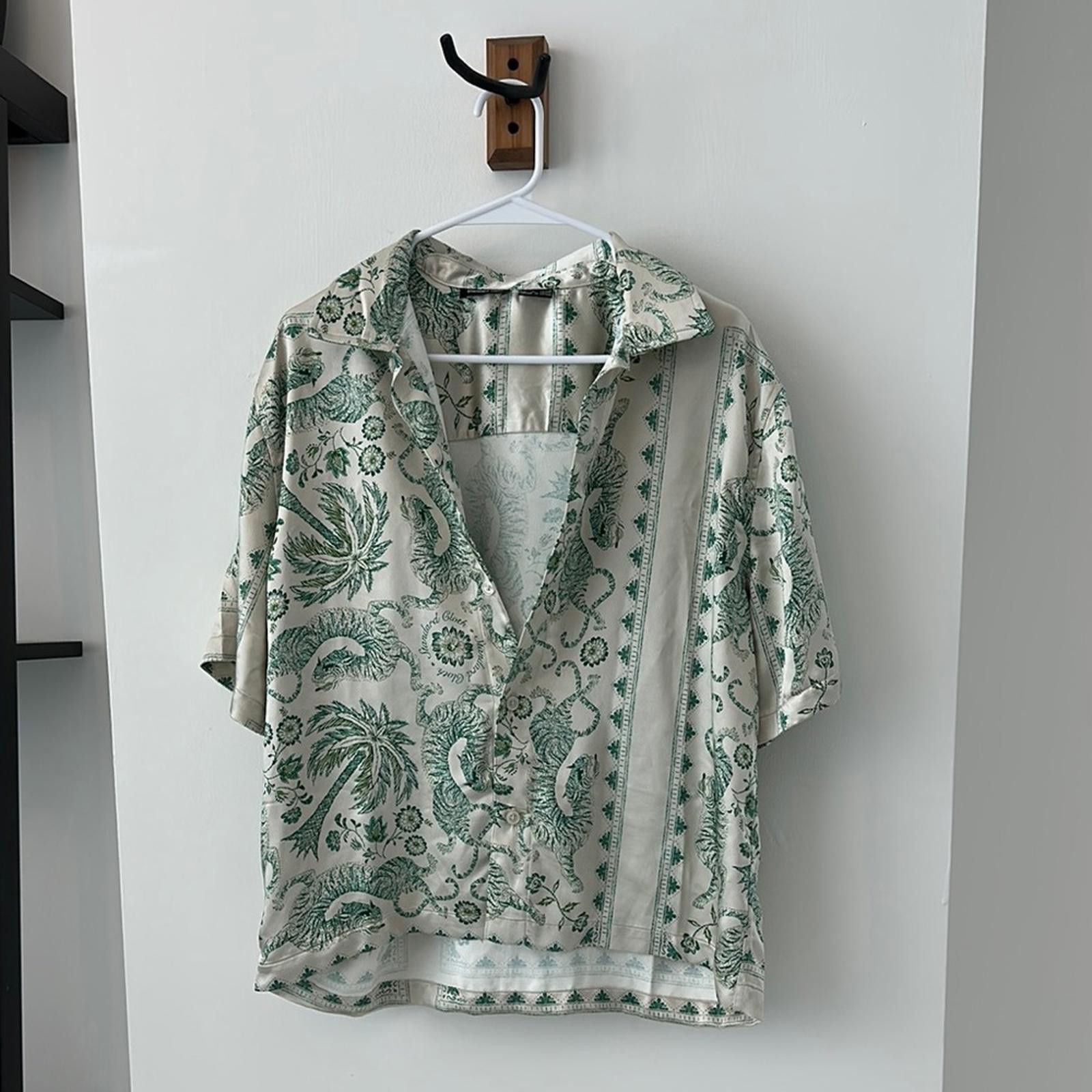 Standard Cloth Green and White Relaxed Graphic Short Sleeve Shirt Size US M / EU 48-50 / 2 - 1 Thumbnail