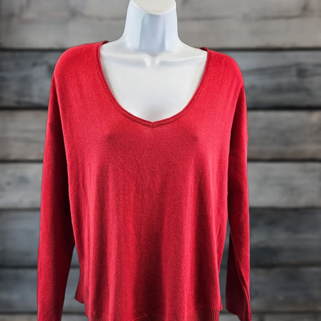 J. Jill J. Jill Womens Sweater Pullover Size PM Petite Medium Red Silk Blend Scoop Neck Long Sleeve Ladies Womens Pullover Sweater Red Silk Blend Size M / US 6-8 / IT 42-44 - 1 Thumbnail