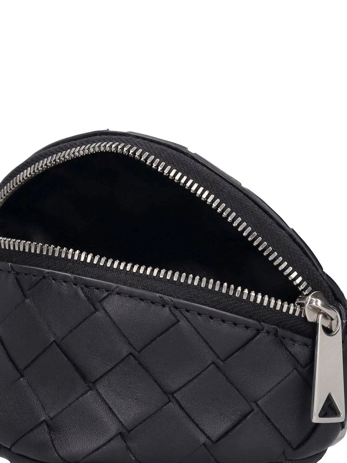 Bottega Veneta o1n1vont1124 Size: OS / Intrecciato Wrist Pouch in Black Size ONE SIZE - 2 Thumbnail