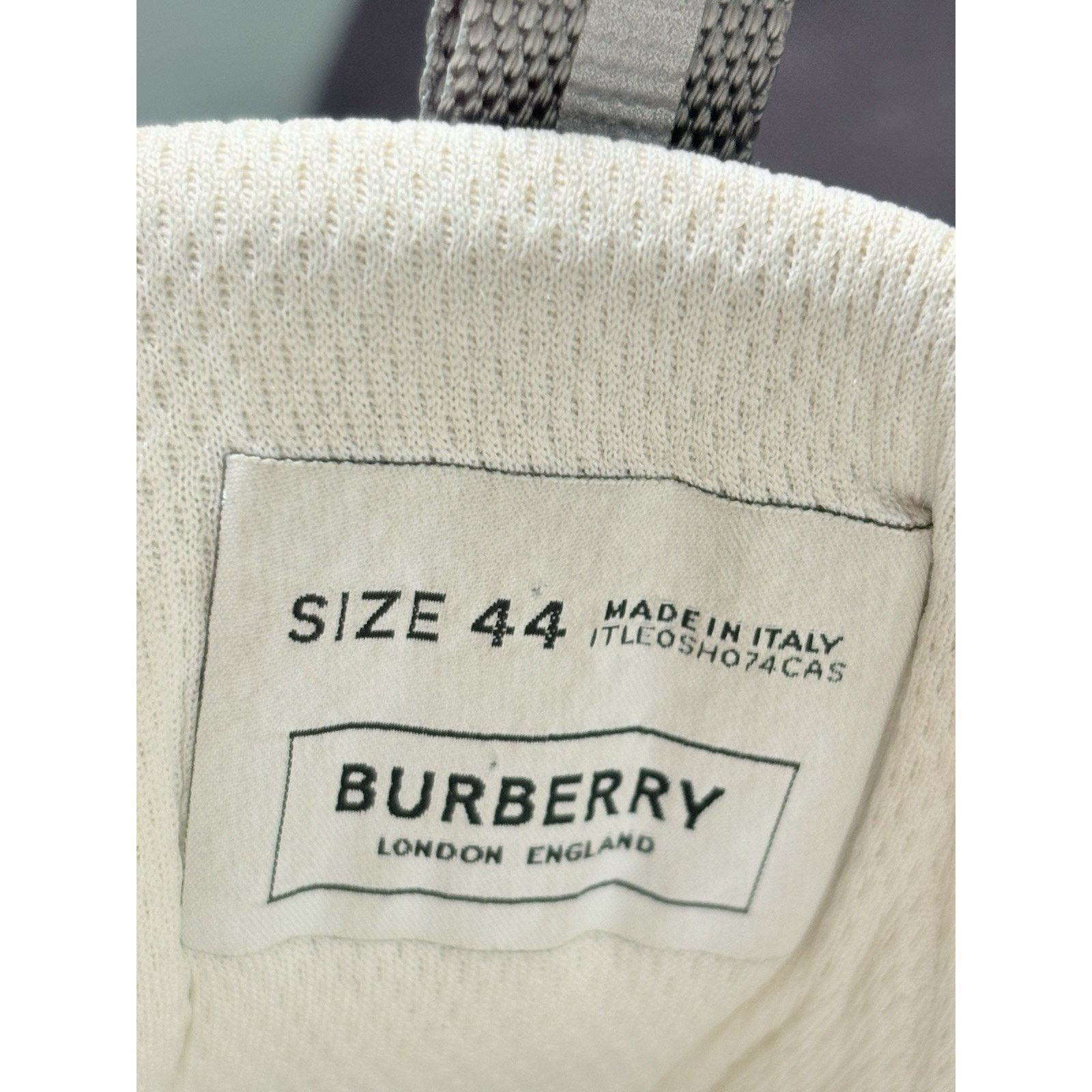 Burberry Burberry Ramsey Vintage Check ' Grey ' | SUPER CLEAN! Size US 11 / EU 44 - 14 Thumbnail