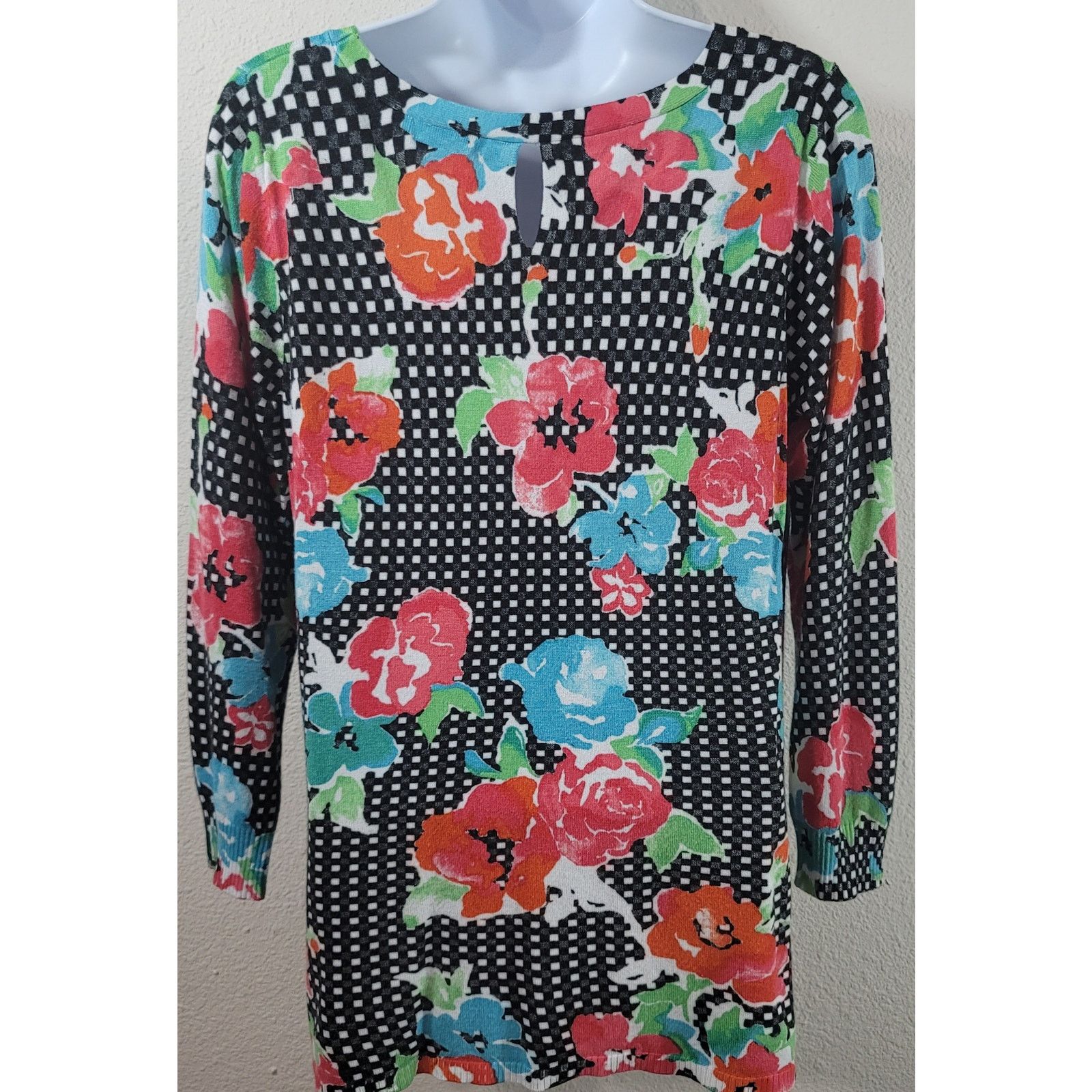 Other Joseph A Qu'est ce Que c'est Black Check Red Floral Top S Size S / US 4 / IT 40 - 2 Thumbnail