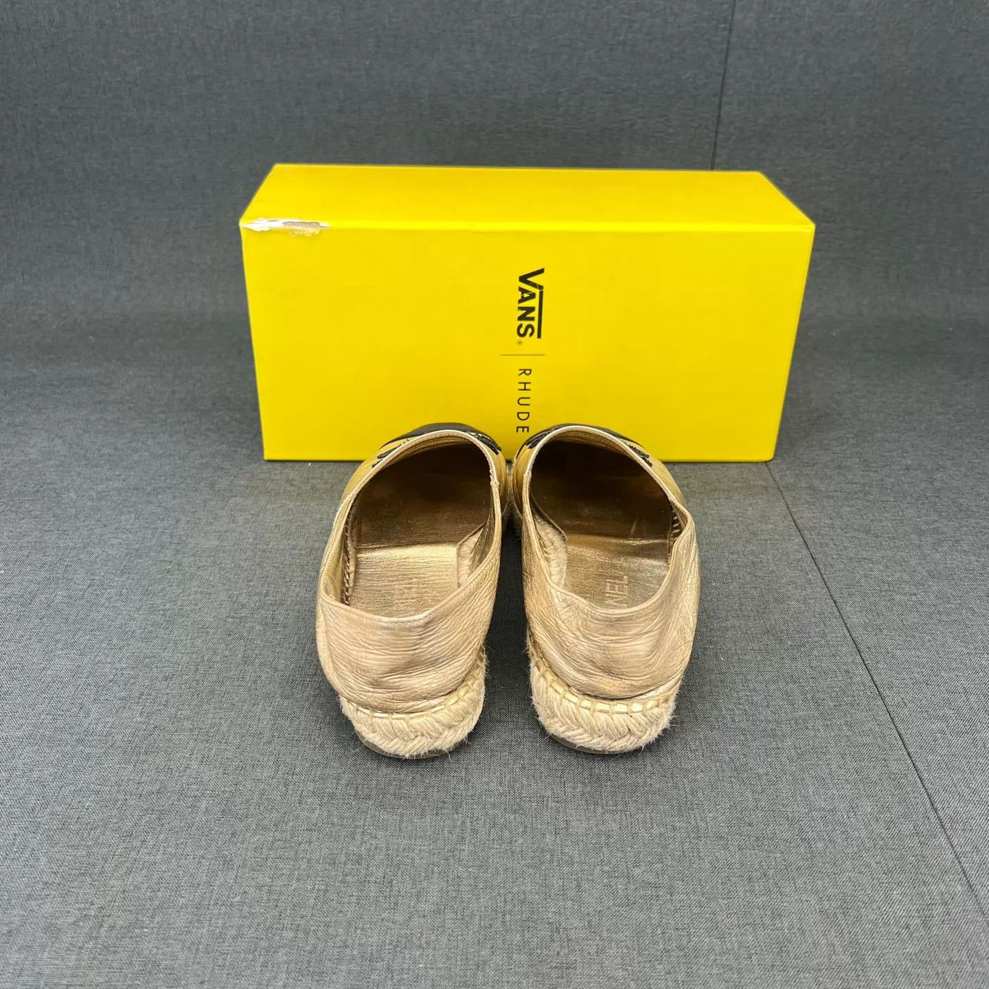 Chanel Chanel CC Logo Black & Gold Fisherman Shoes Size 38 With Box Size US 7.5 / IT 37.5 - 5 Thumbnail
