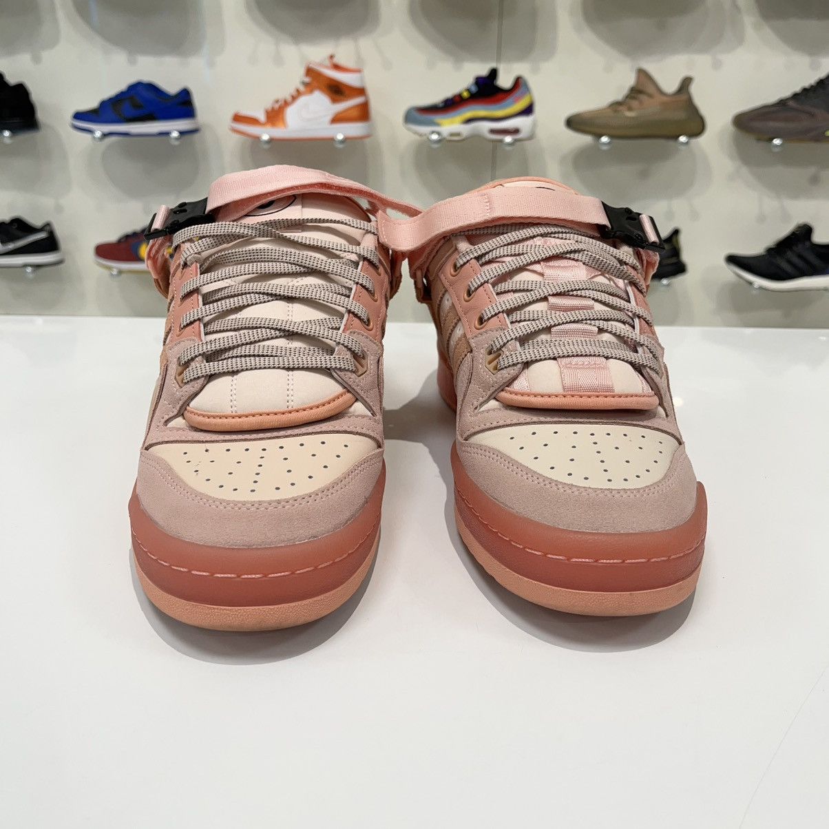 Adidas Adidas Forum Low Bad Bunny Pink Easter Egg Size US 10.5 / EU 43-44 - 9 Thumbnail