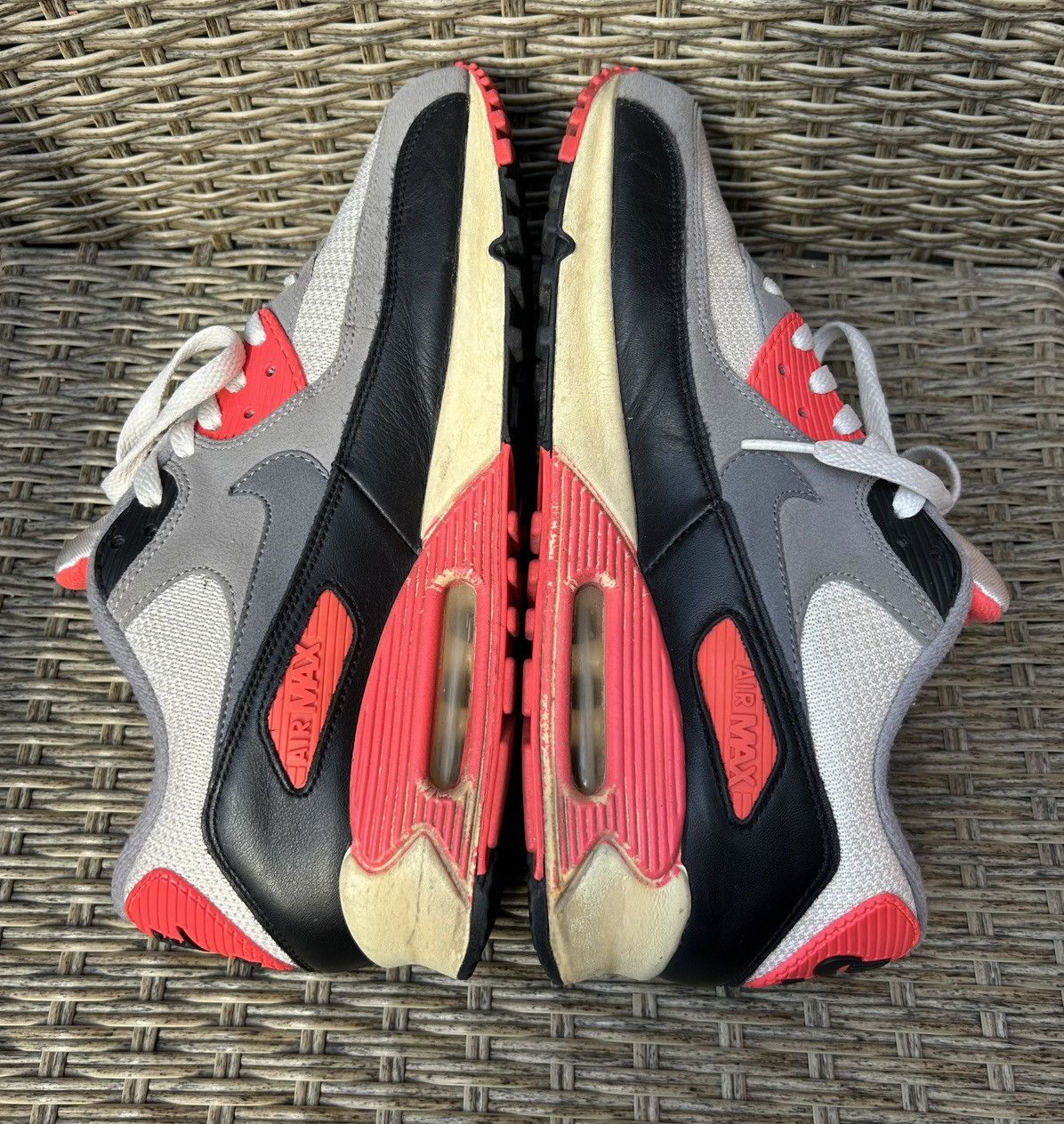 Nike × Vintage Nike Air Max 90 Infrared Vintage OG 2013 Size 10 543361-161 Size US 10 / EU 43 - 4 Thumbnail